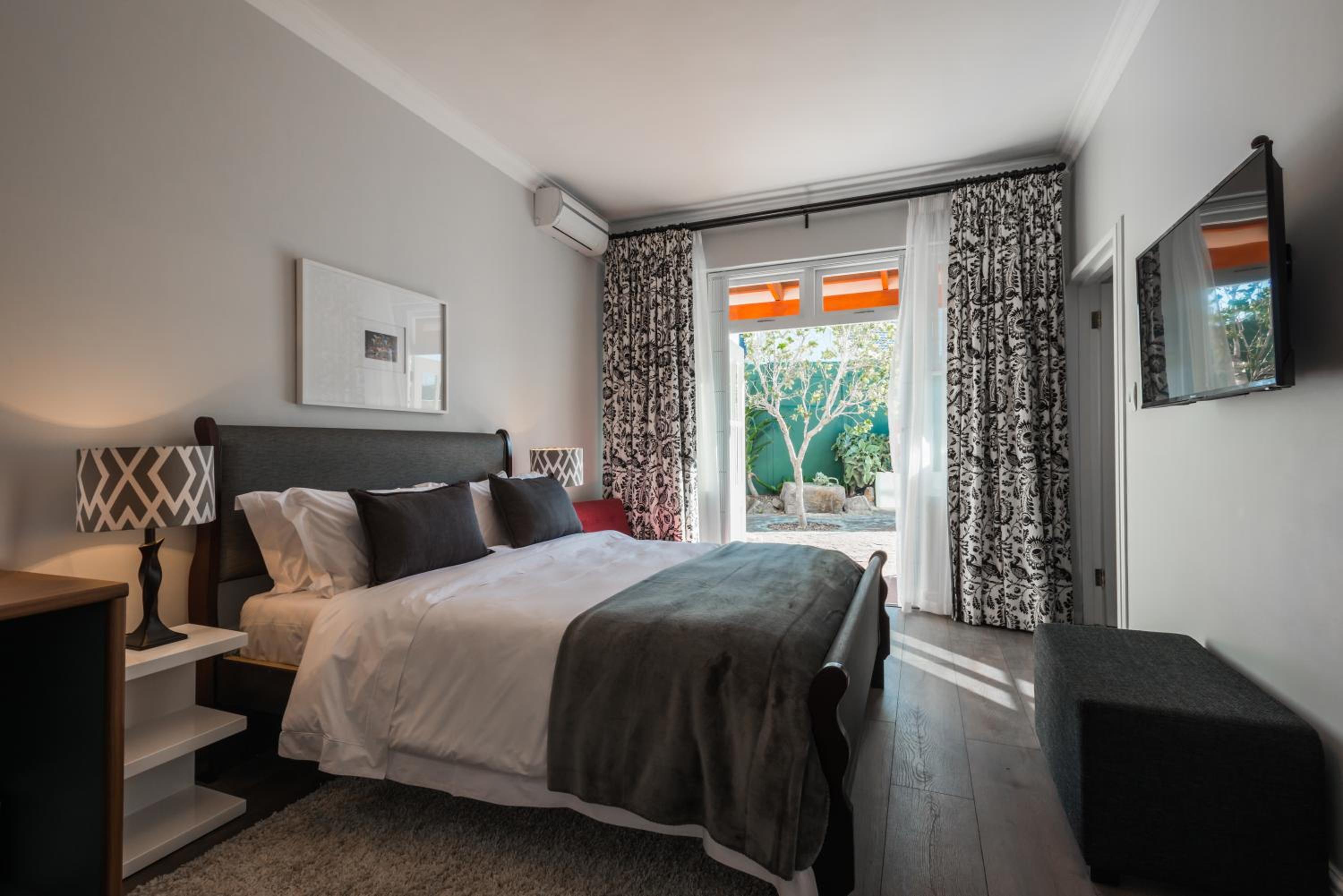 Double Room with Pool View