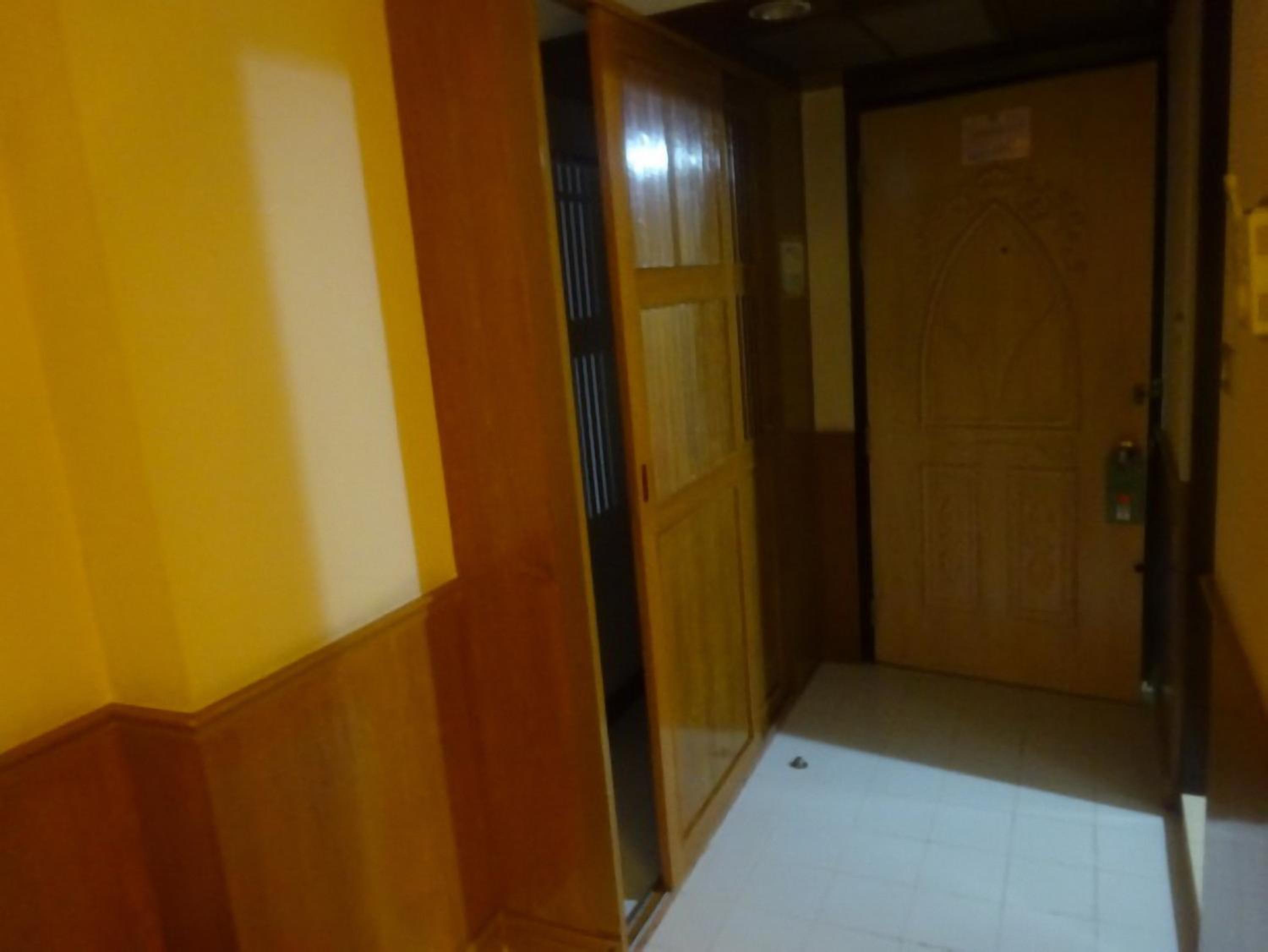 Economy Twin Room - Non-smoking photo 3