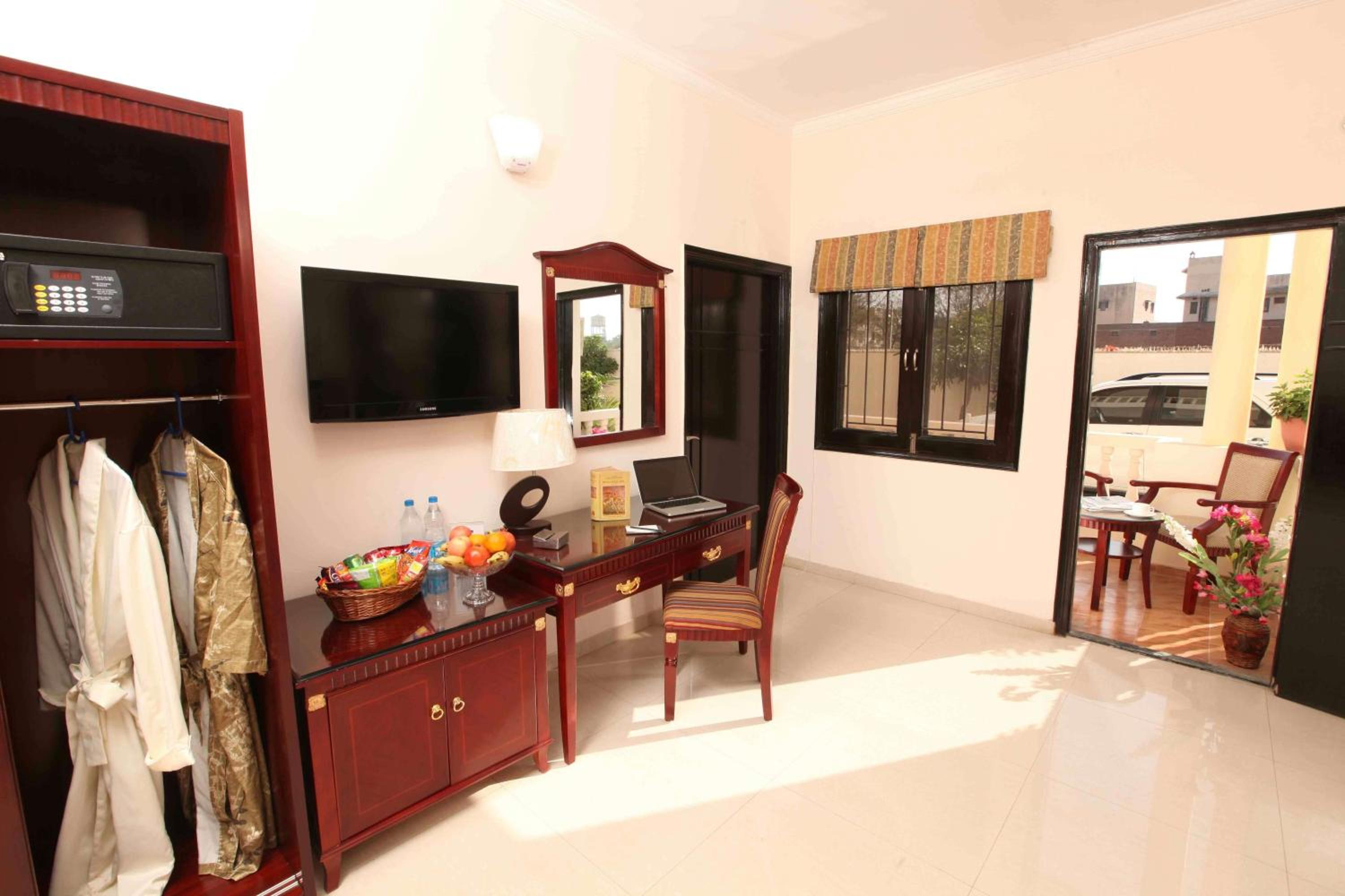 Executive Double Room - Photo 7
