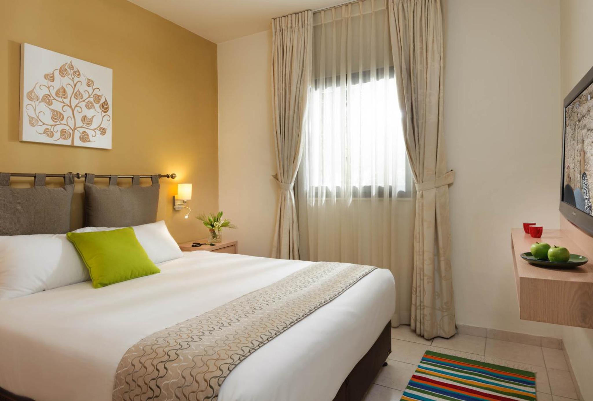 Comfort suite with safe room (Mamad)
