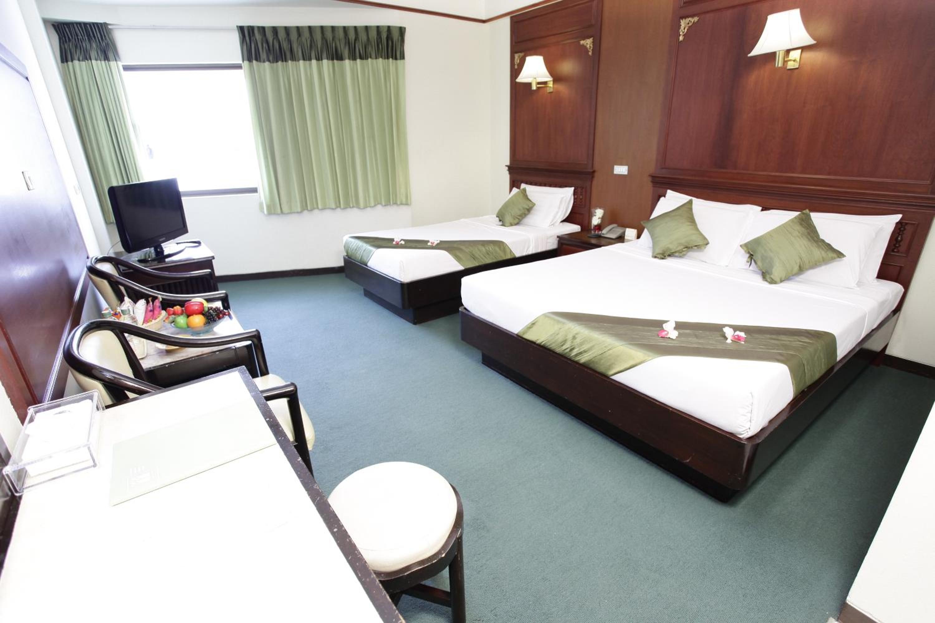 Superior Twin Room - Non-smoking photo 2