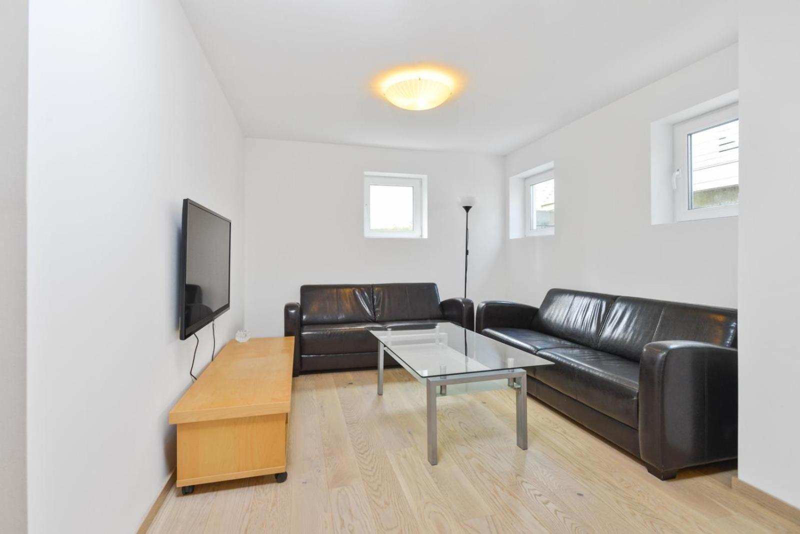 Two-Bedroom Apartment photo 2