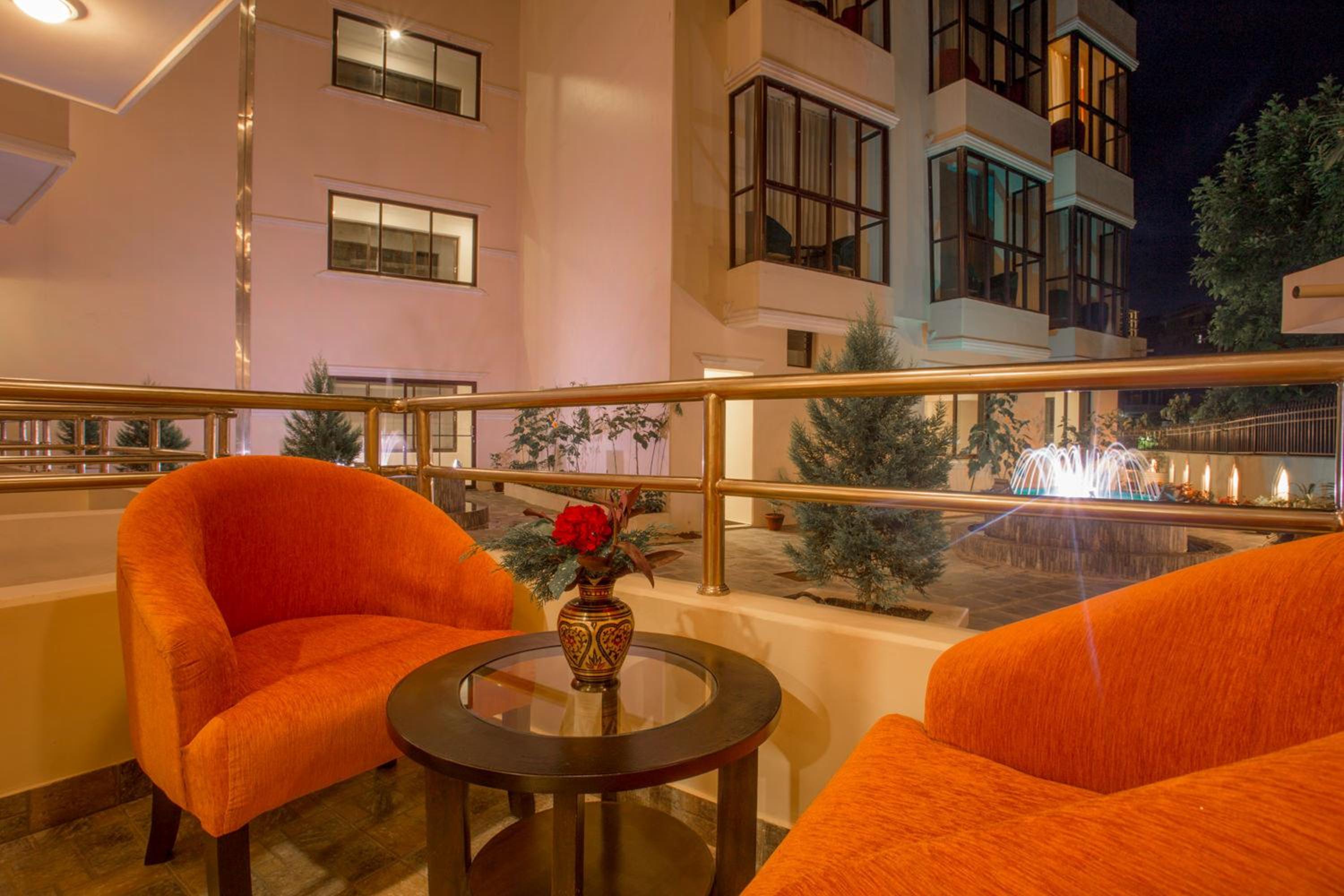 Deluxe Family Room