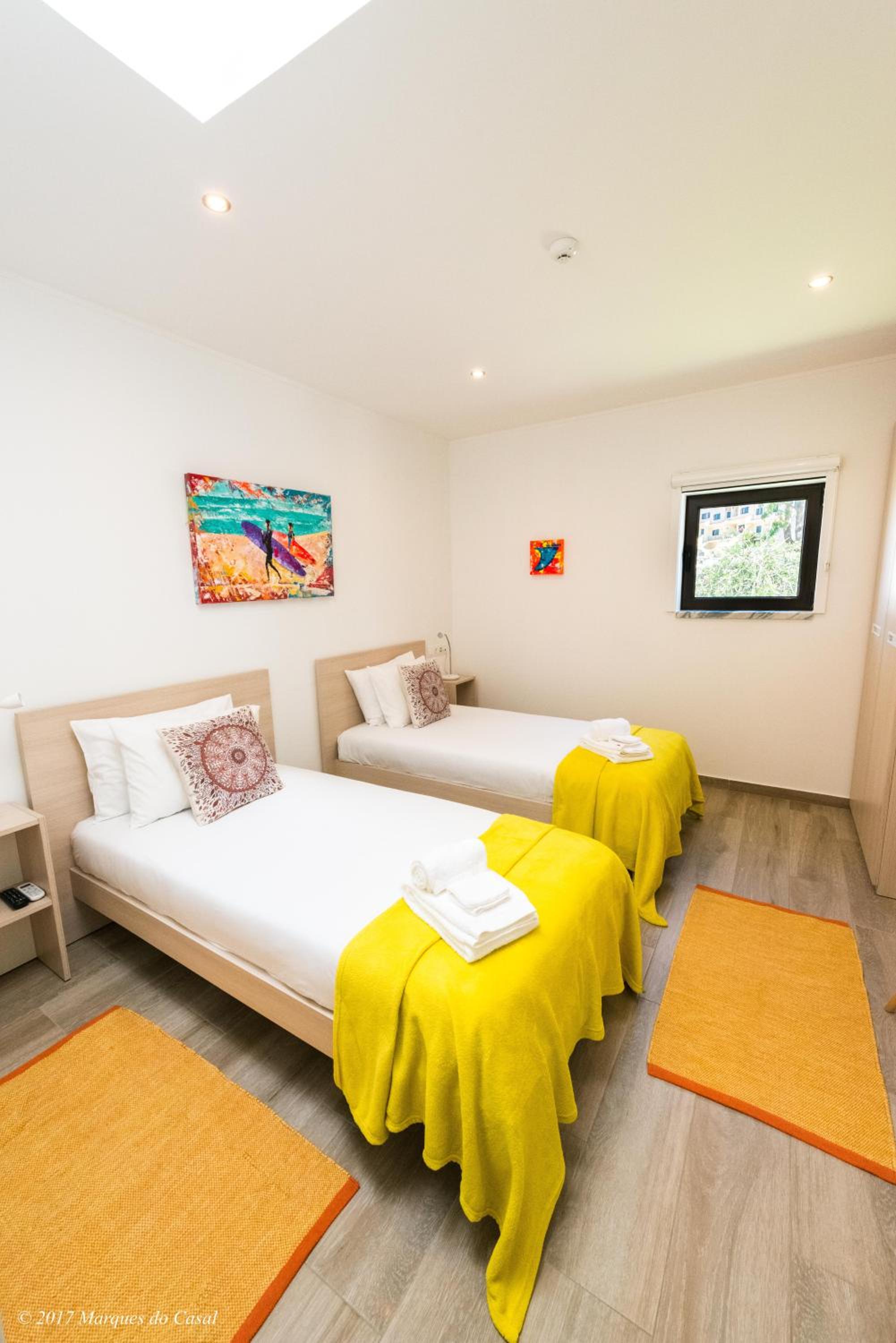 Twin Room - Photo 2