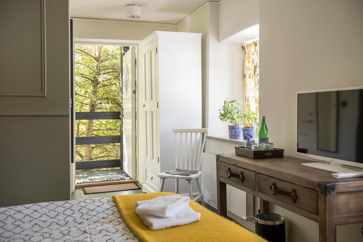 Twin or Double Room - Photo 19