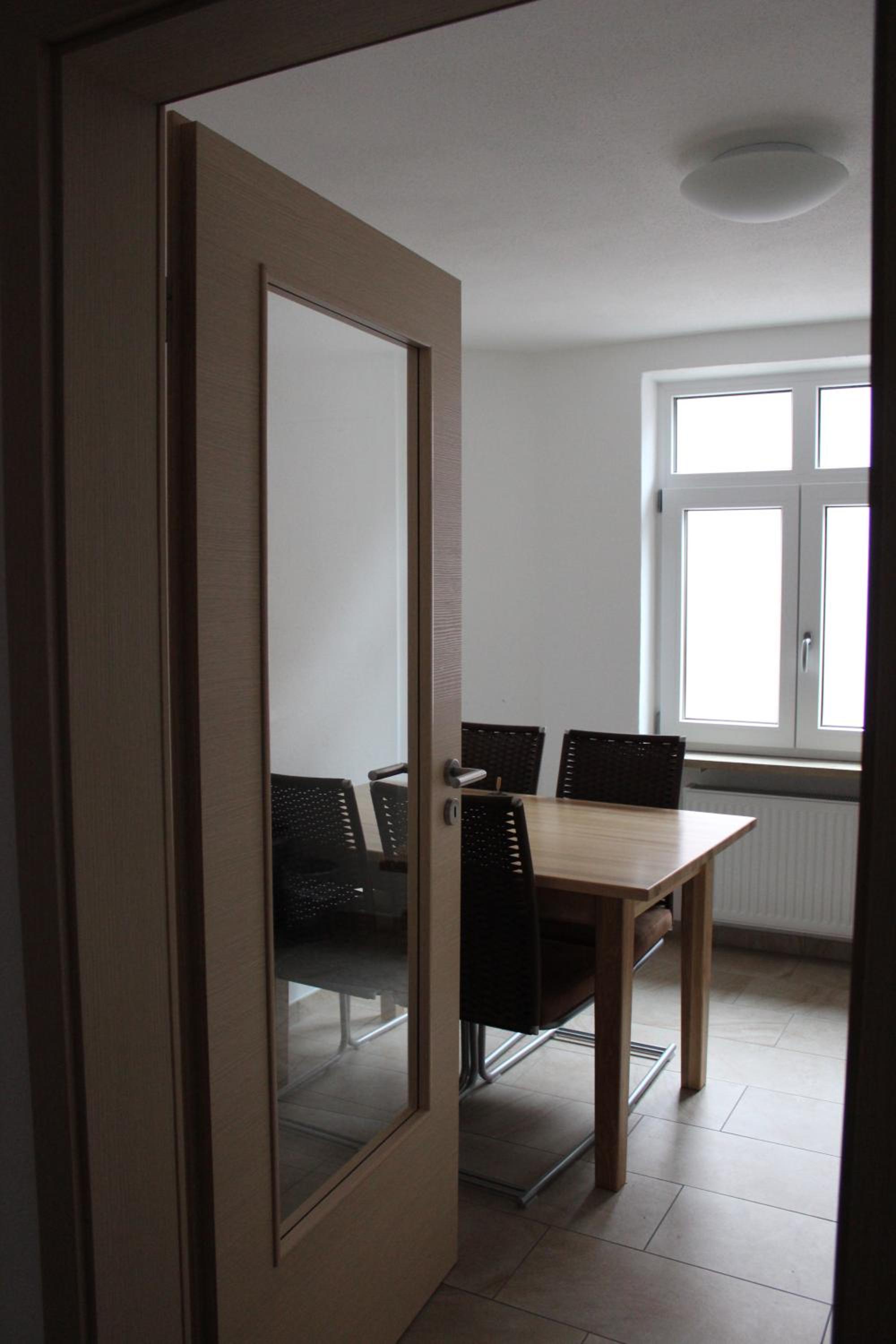 Apartment photo 2
