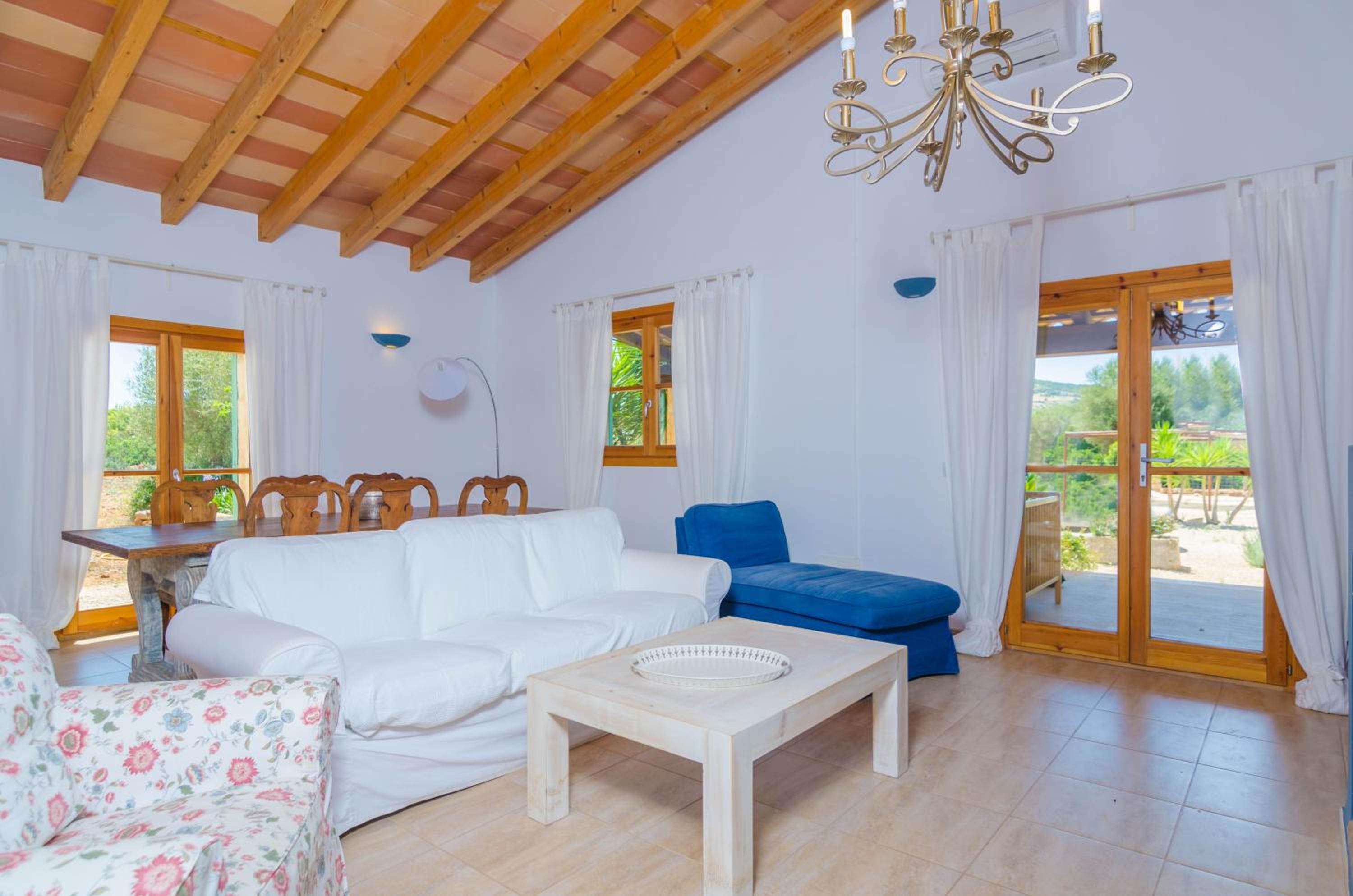 Three-Bedroom Villa photo 3