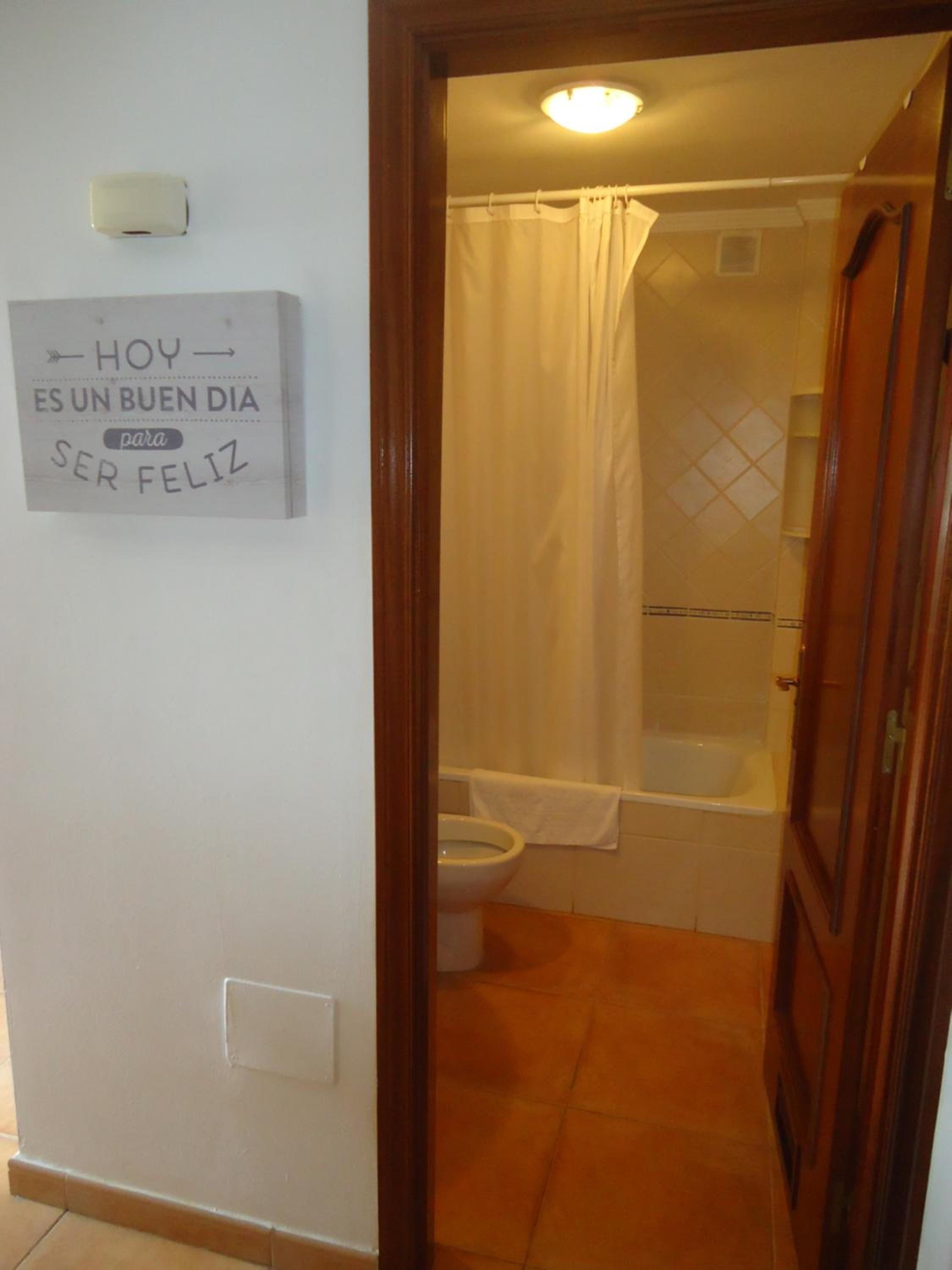 One-Bedroom Apartment - Photo 23