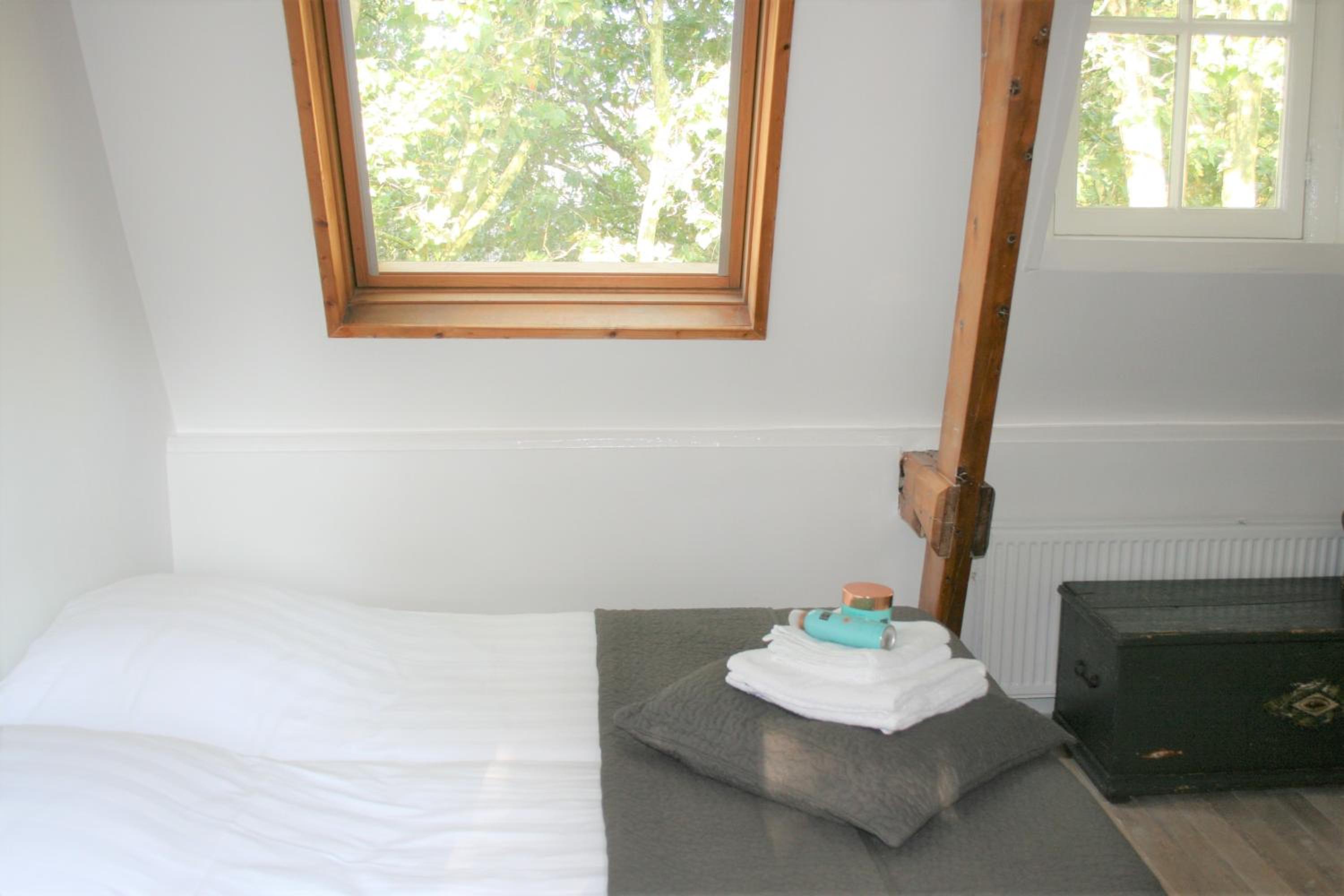 Apartment with Balcony photo 1