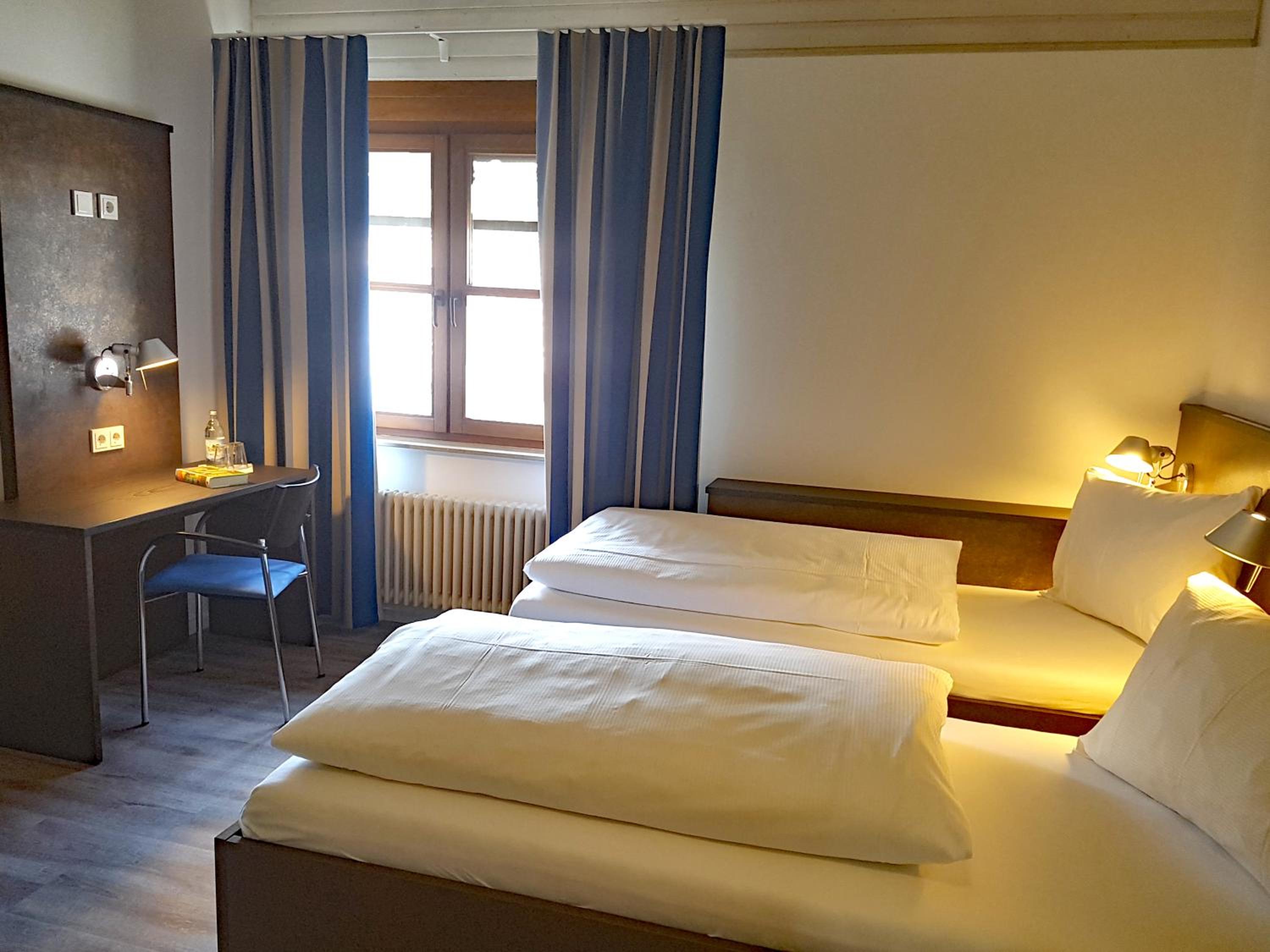 Double or Twin Room with Bathroom photo 1