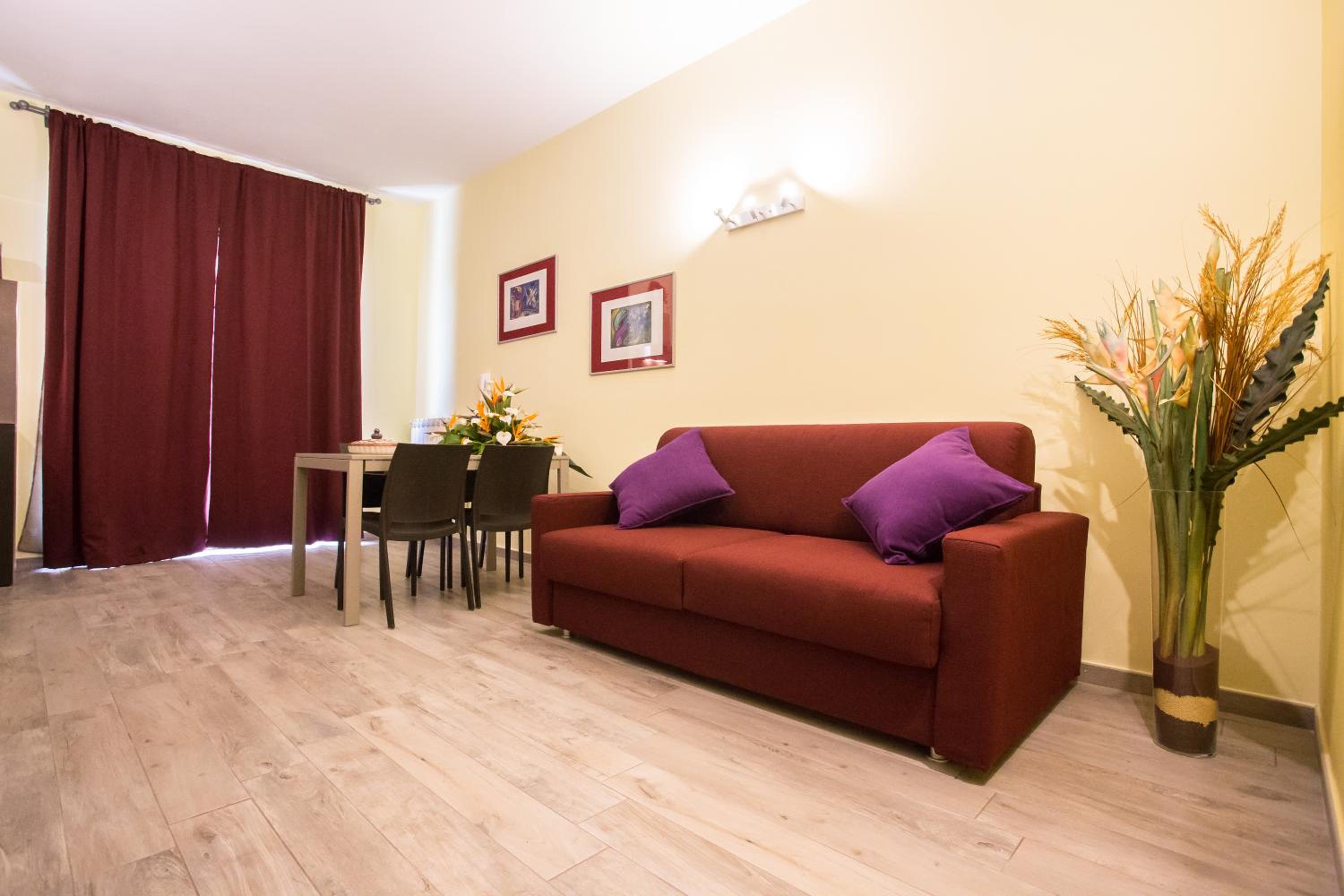 One-Bedroom House photo 3