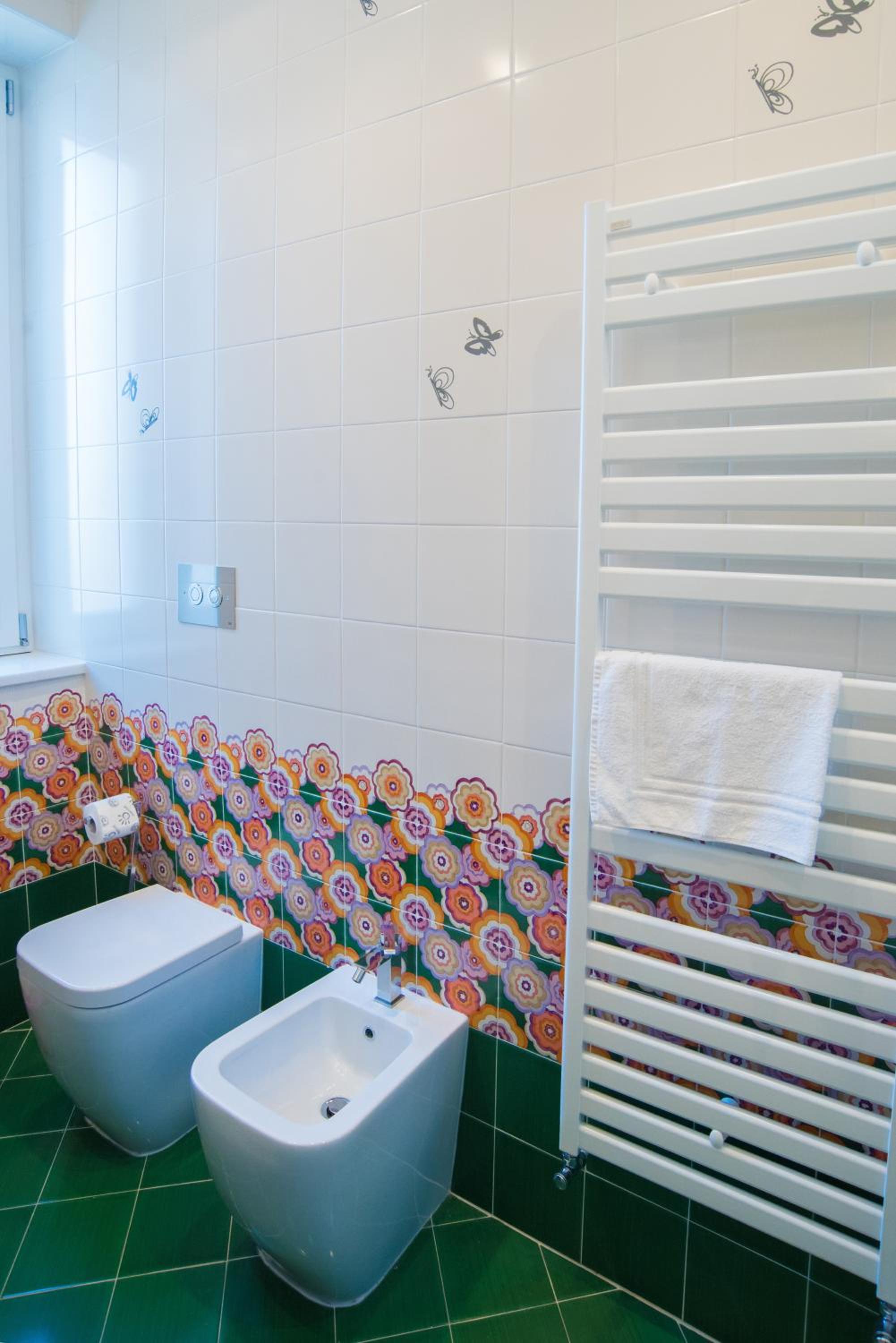Double Room - Photo 7