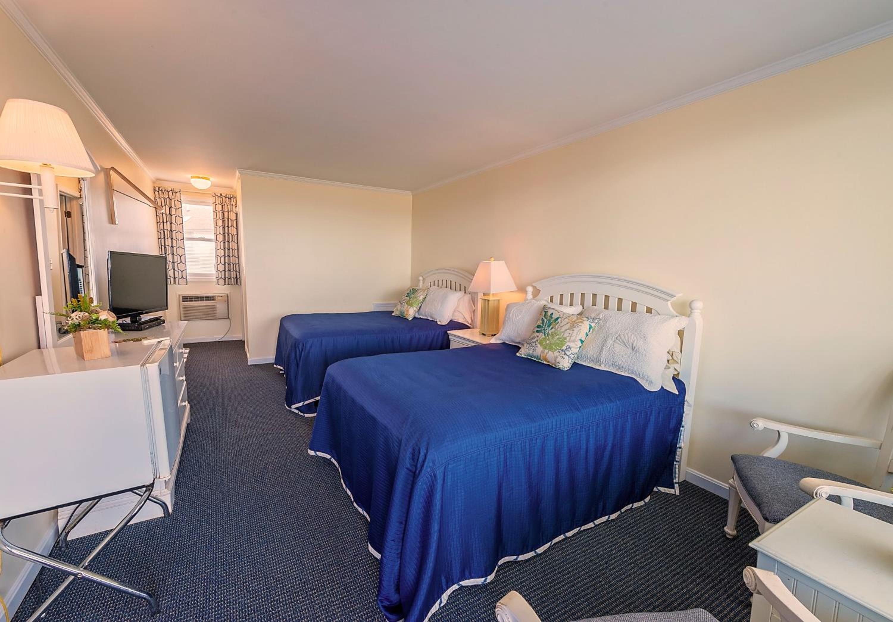 Budget Double Room photo 2