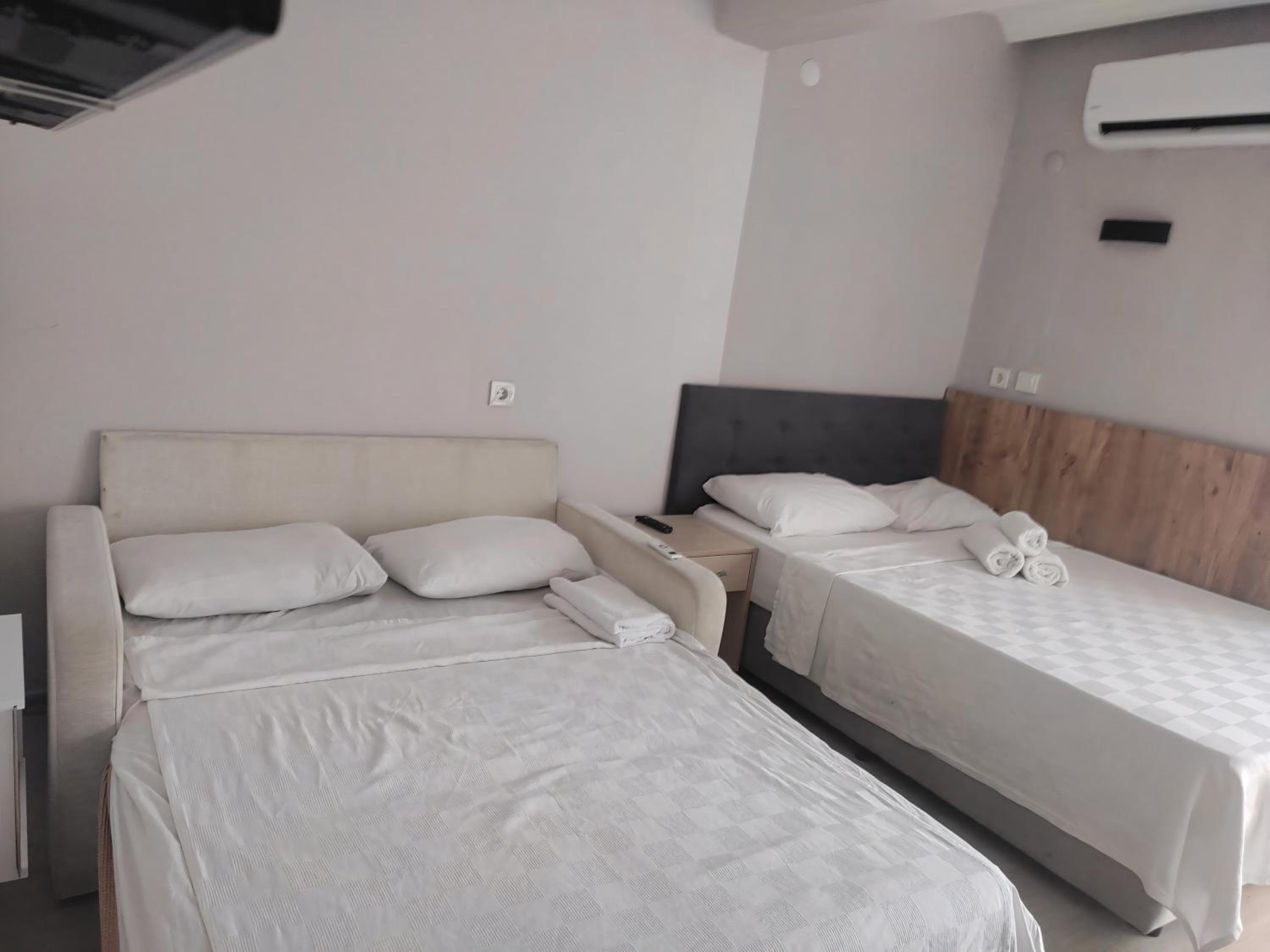 Classic Quadruple Room
