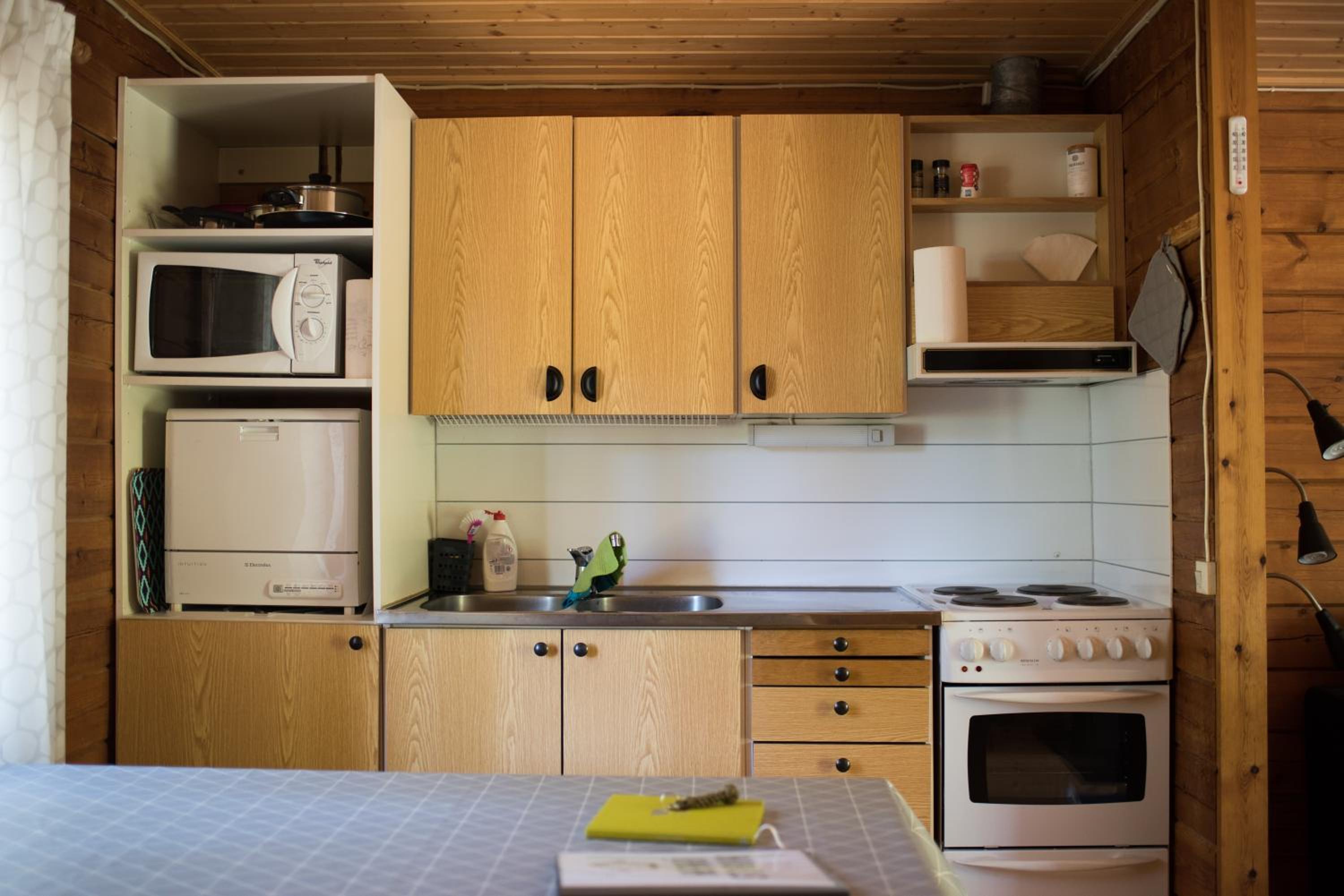 One-Bedroom House photo 1