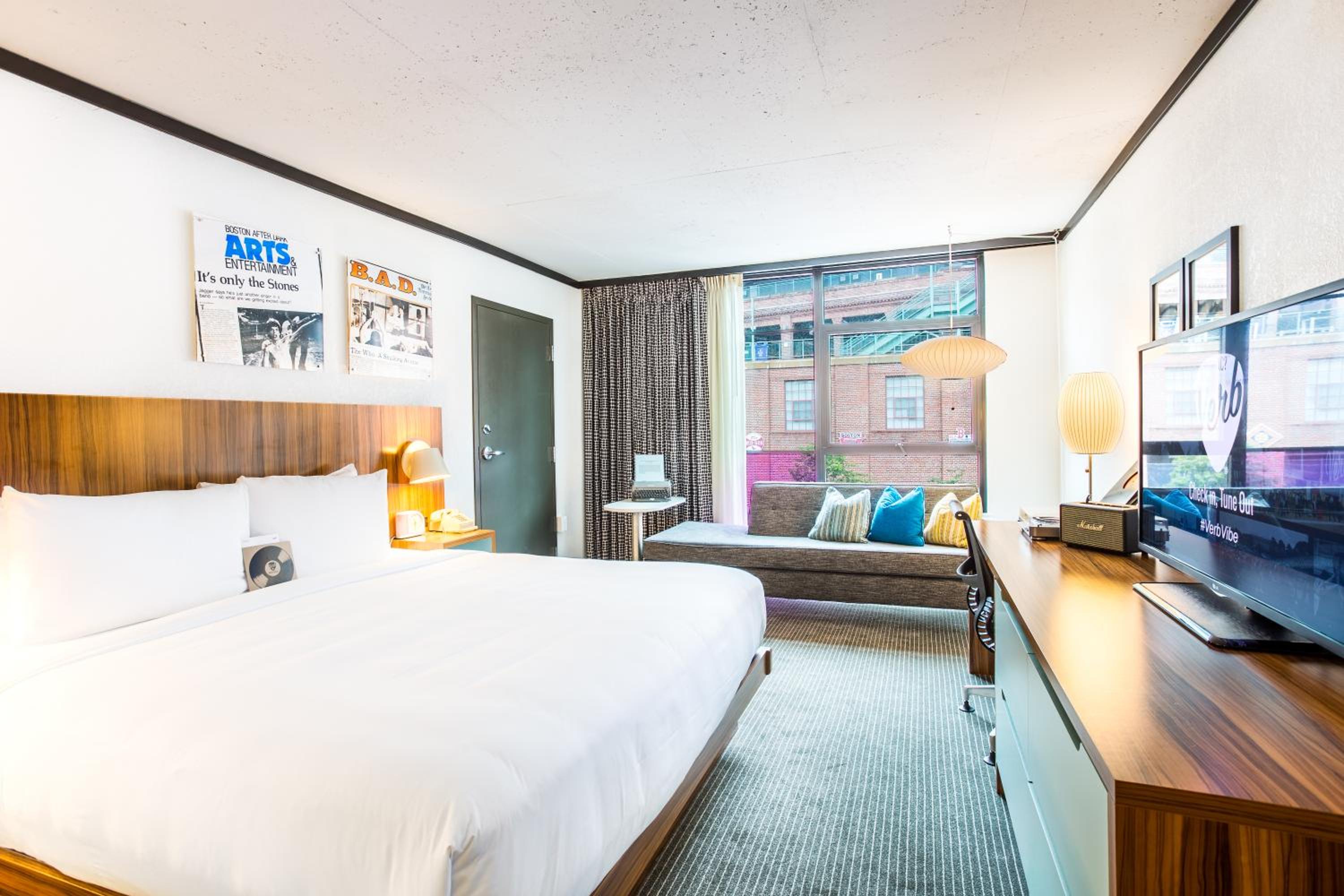 Standard King Room