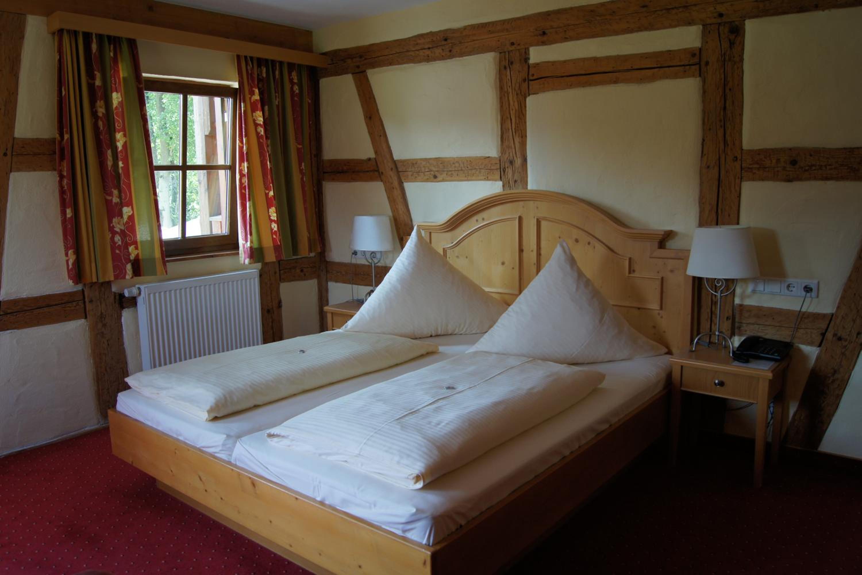Double Room with Private Bathroom - Photo 1