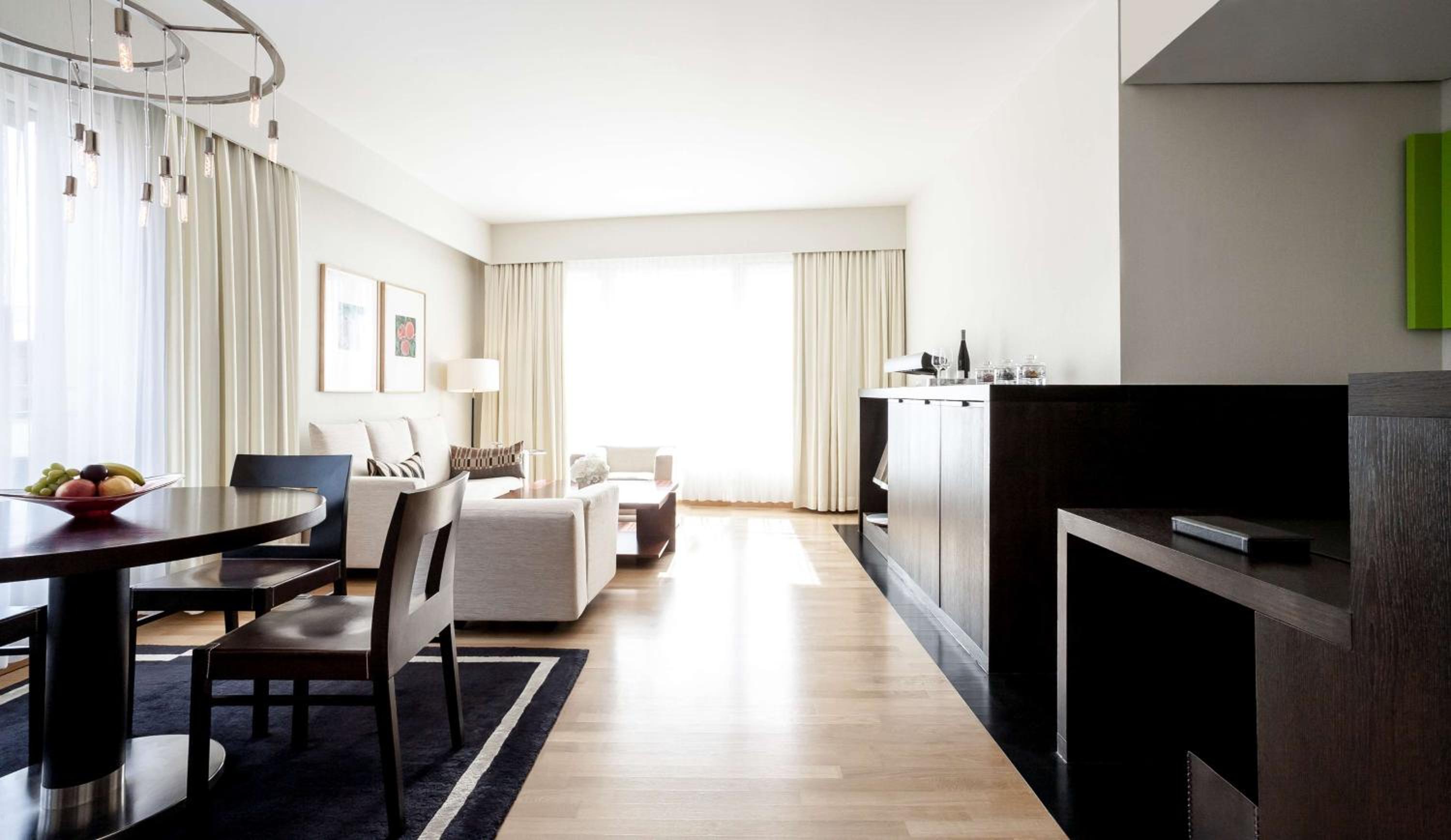 Grand Executive Suite