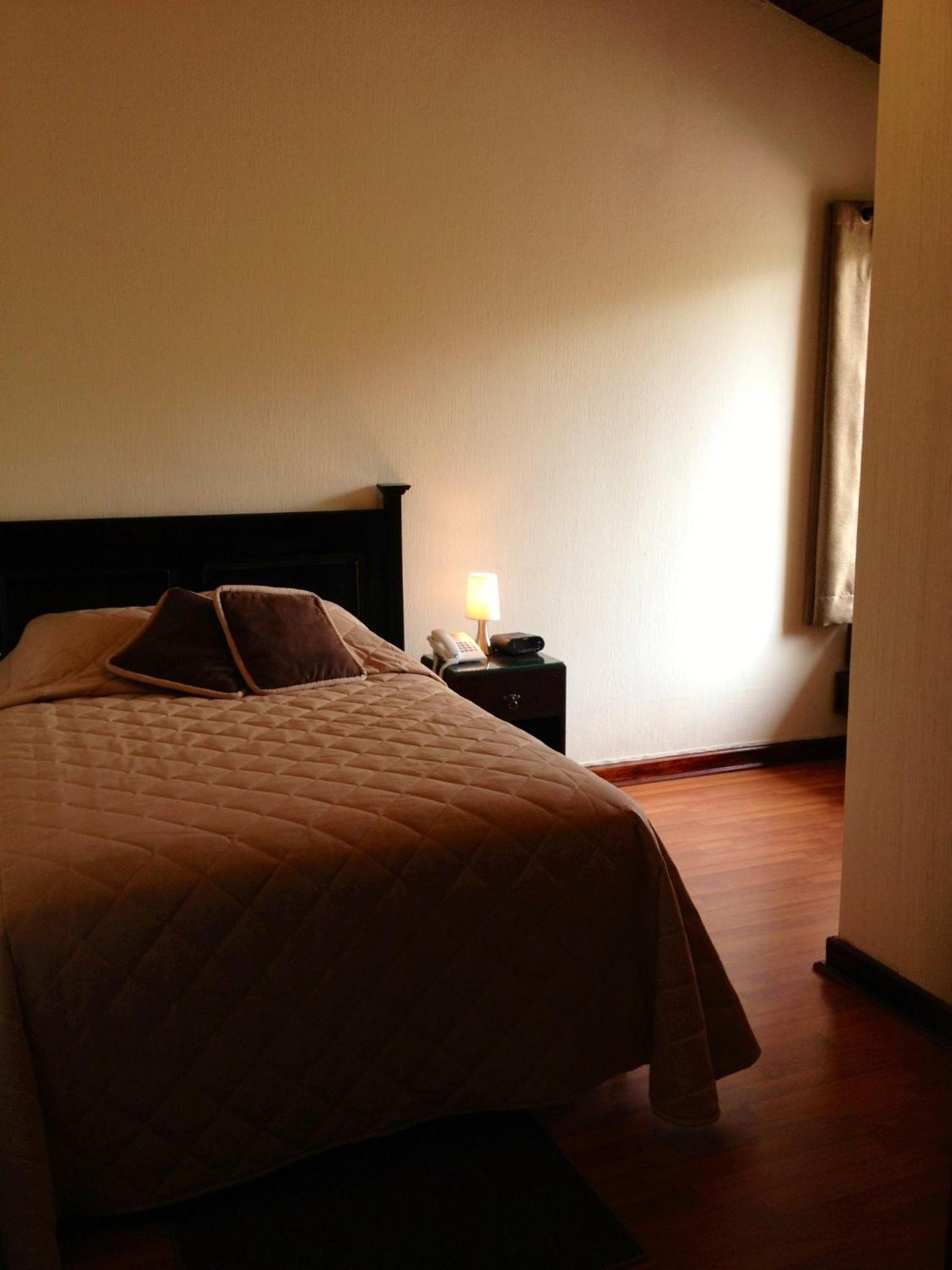 Single Room photo 2