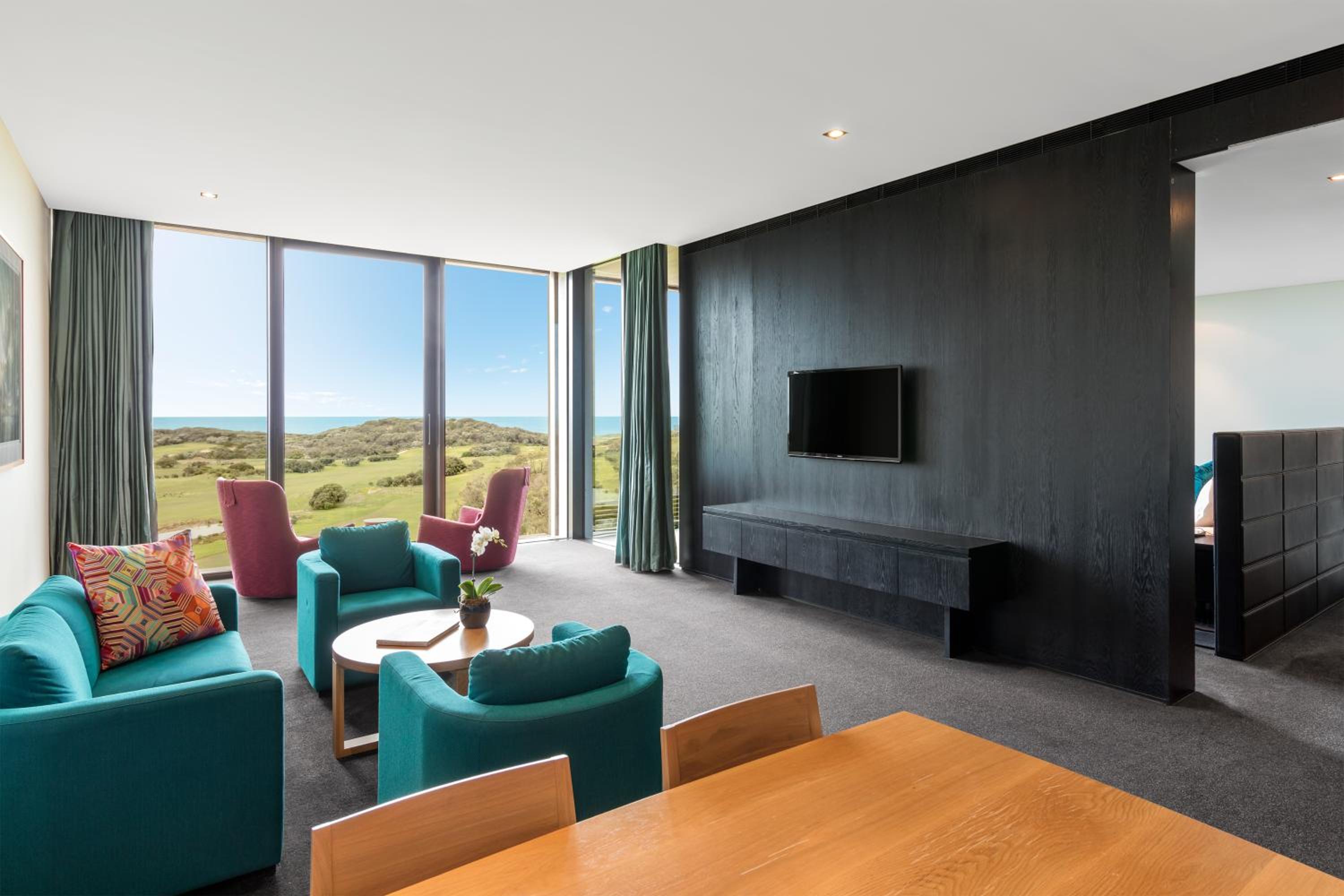 Ocean Spa Suite photo 2