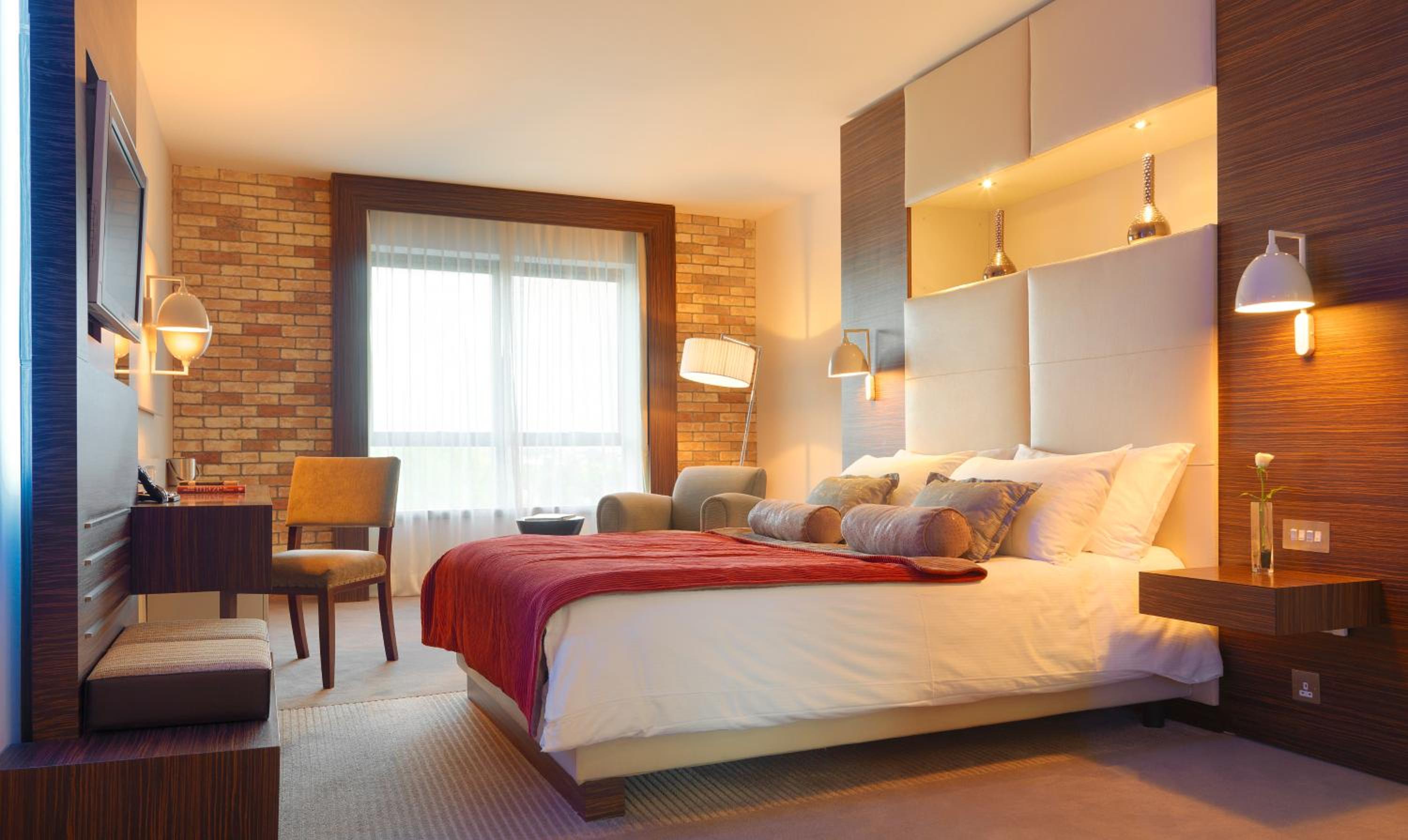 Classic King Room - Photo 5