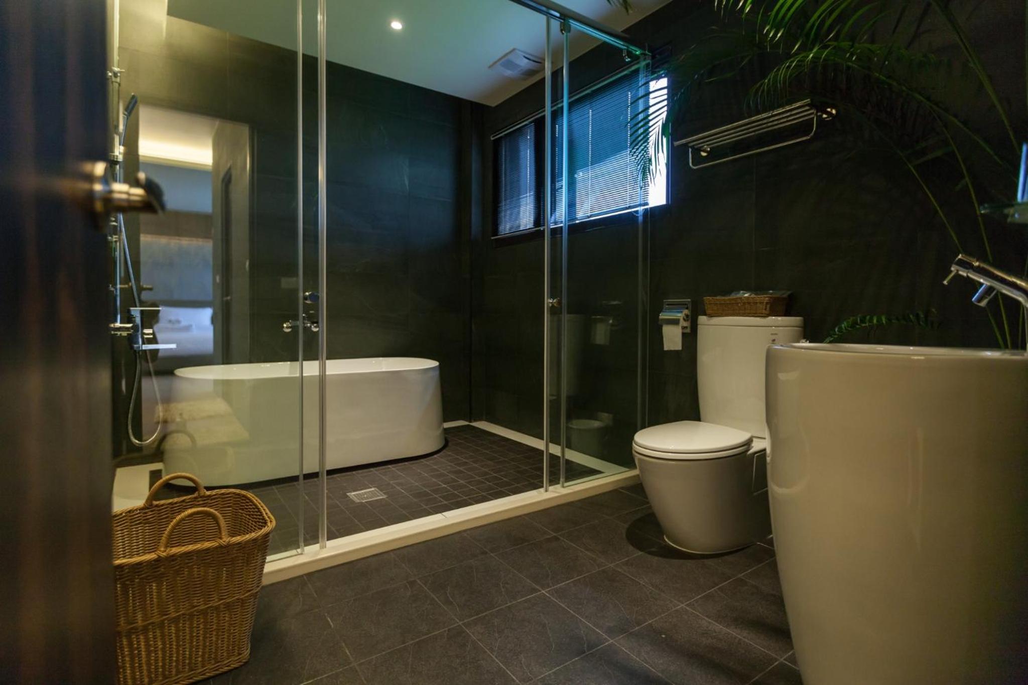 Suite with Garden View photo 2