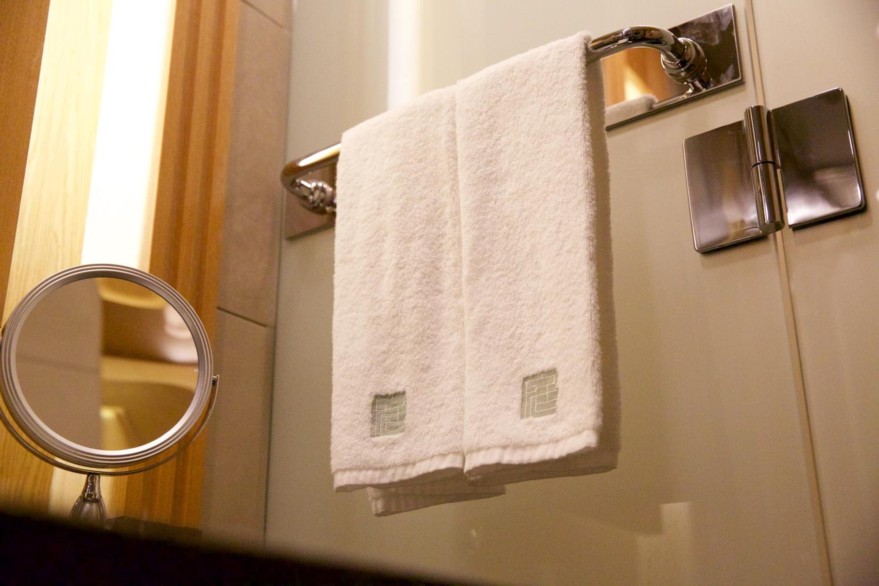 Hotel Niwa Tokyo bathroom photo