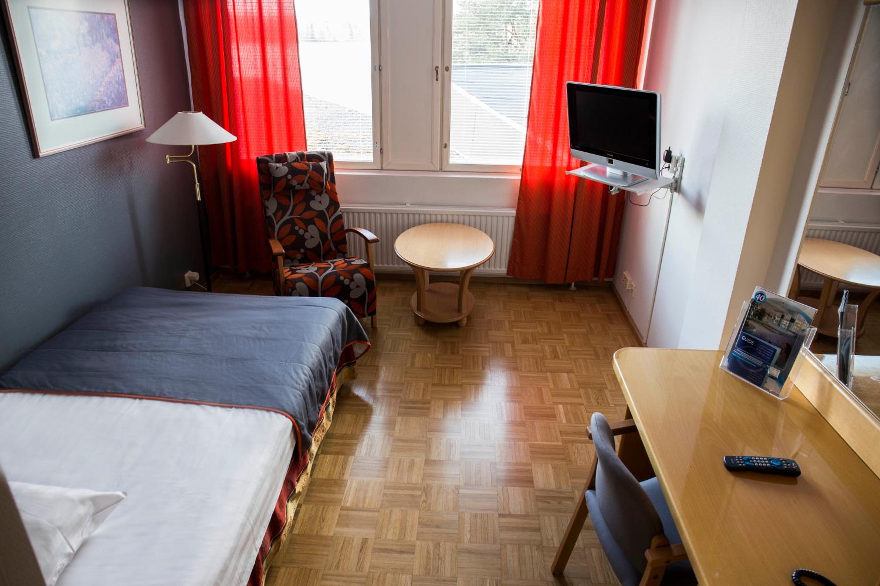Single Room with Spa Access photo 1