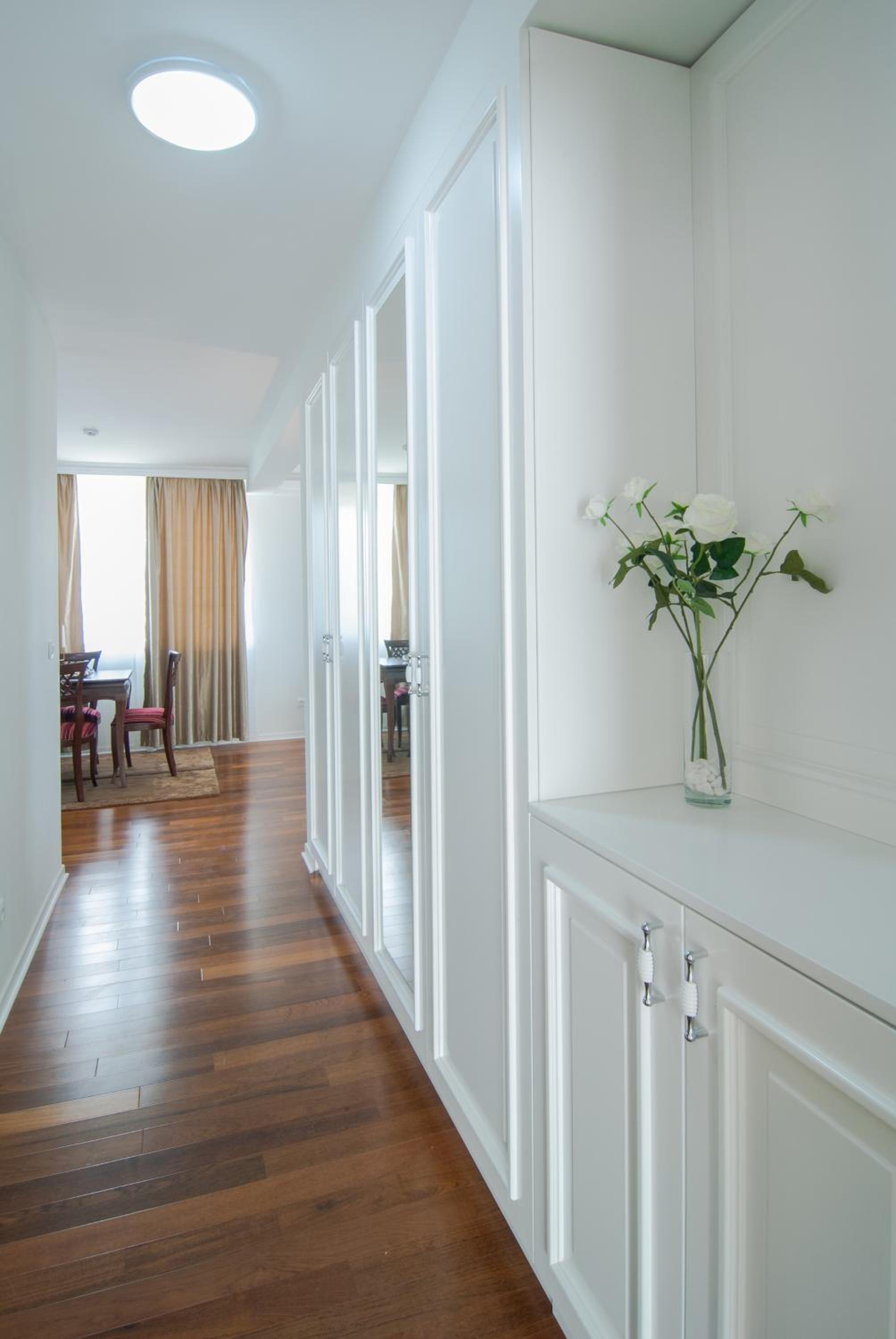 Studio Apartment - Photo 2