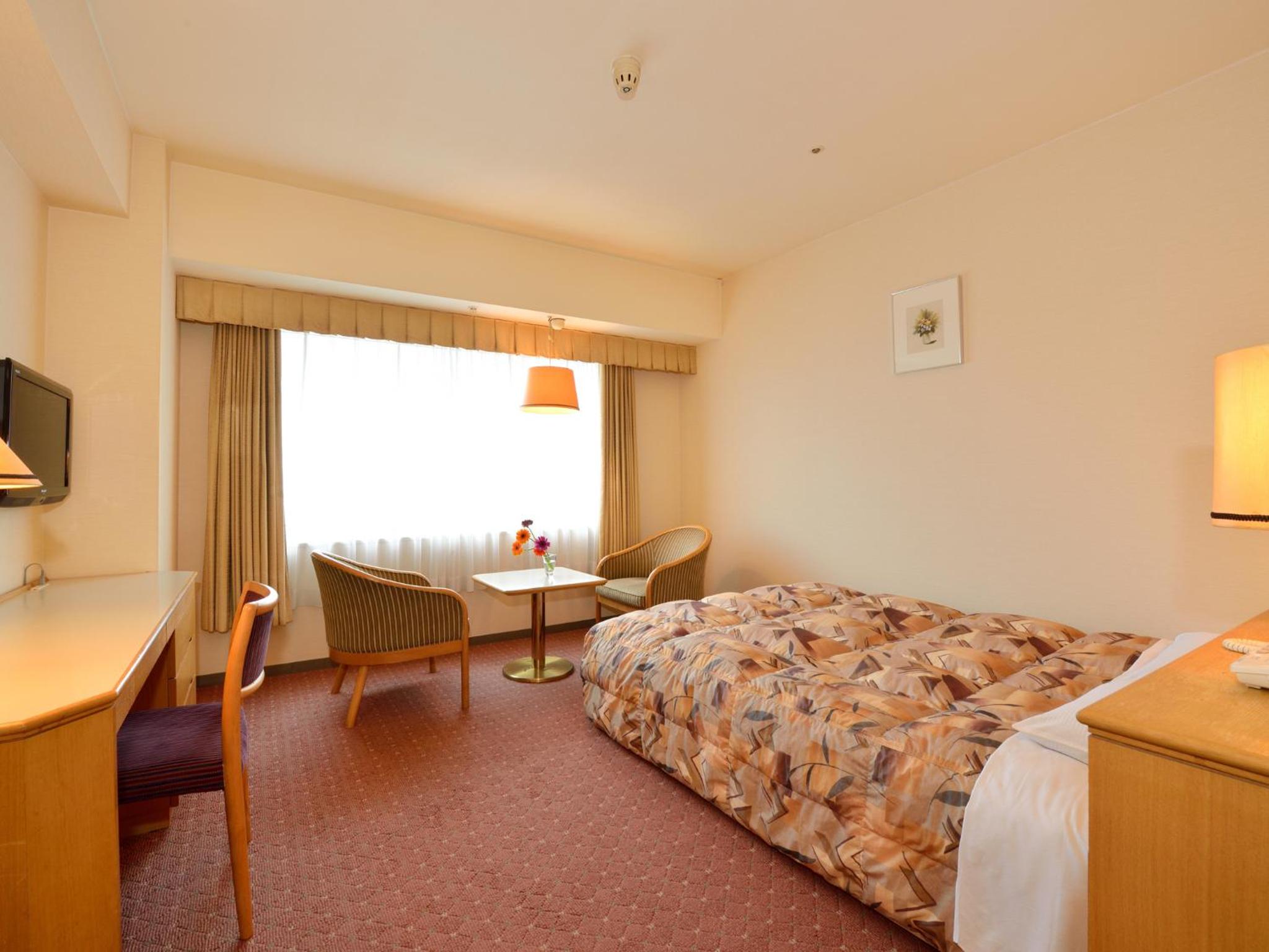 Double Room - Non-Smoking - Photo 1