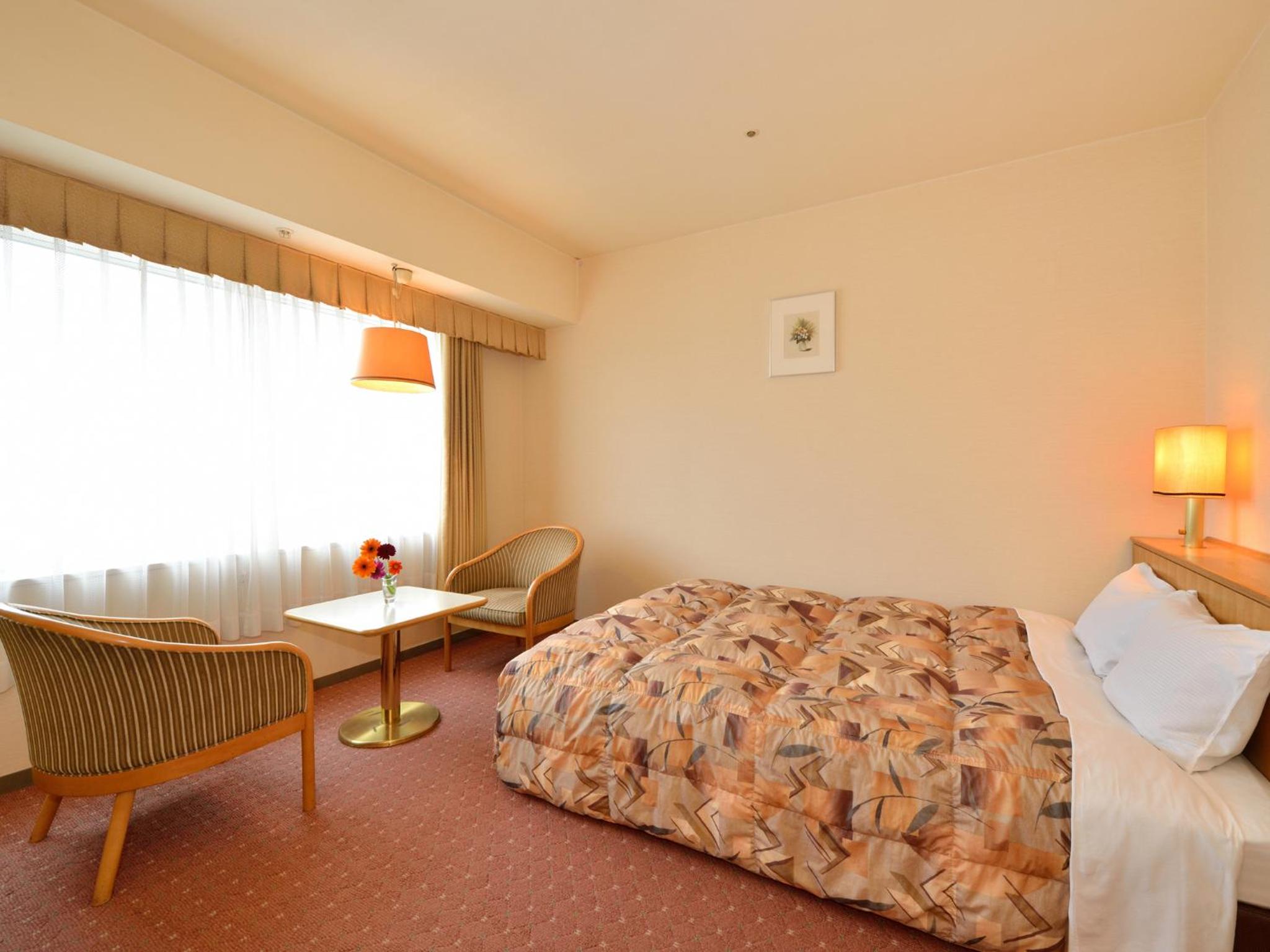 Double Room - Non-Smoking - Photo 2