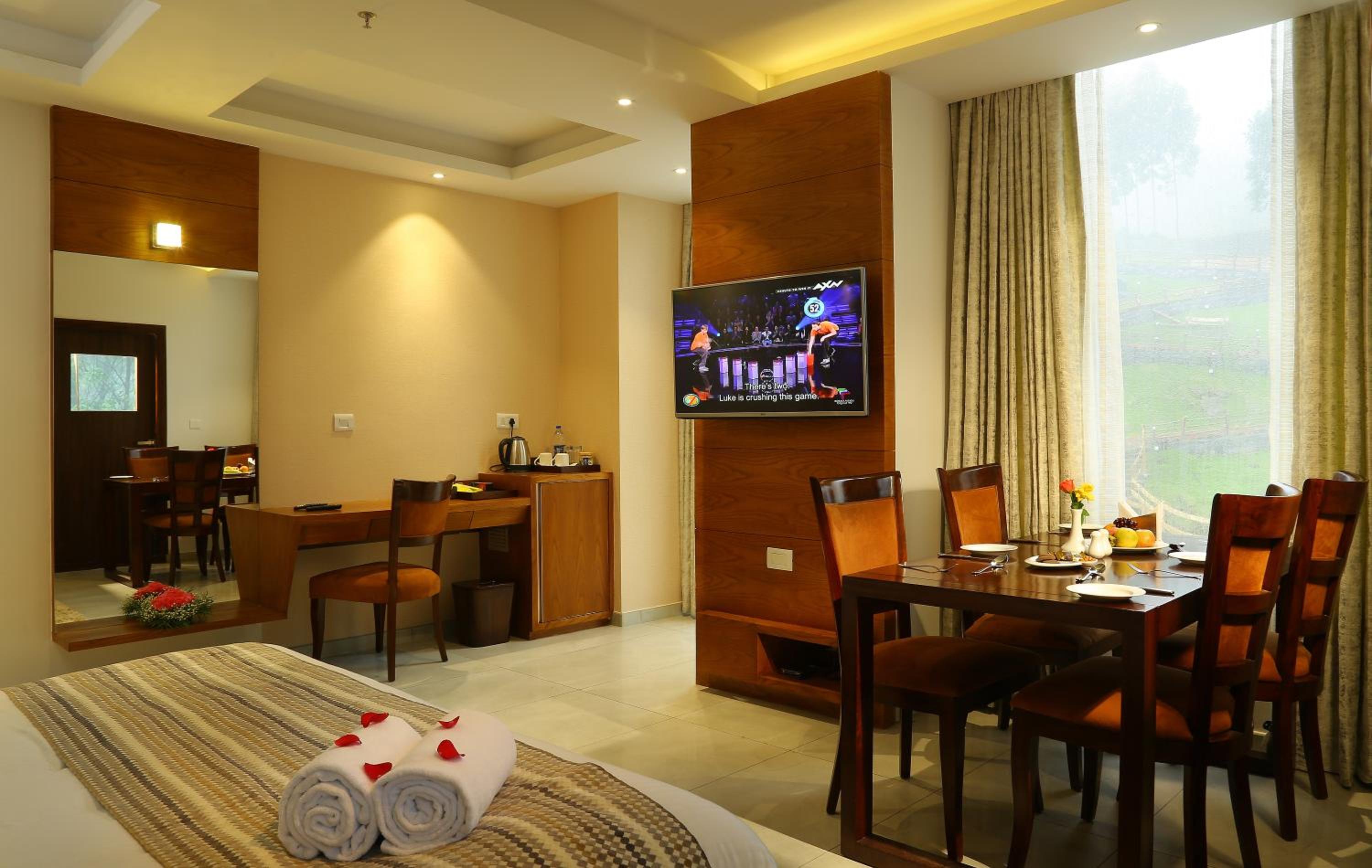 Deluxe King Room