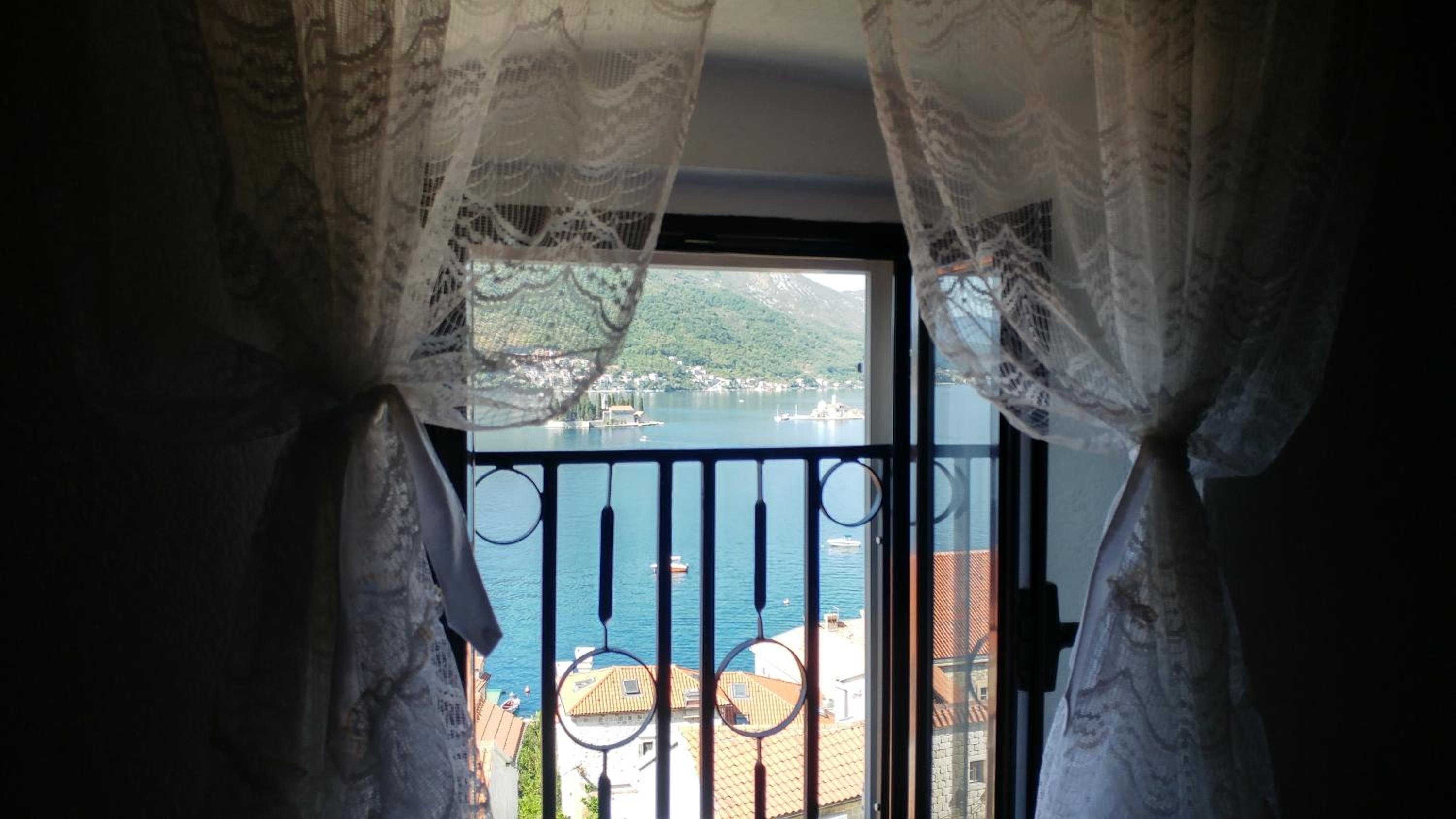Double Room with Shared Bathroom photo 1