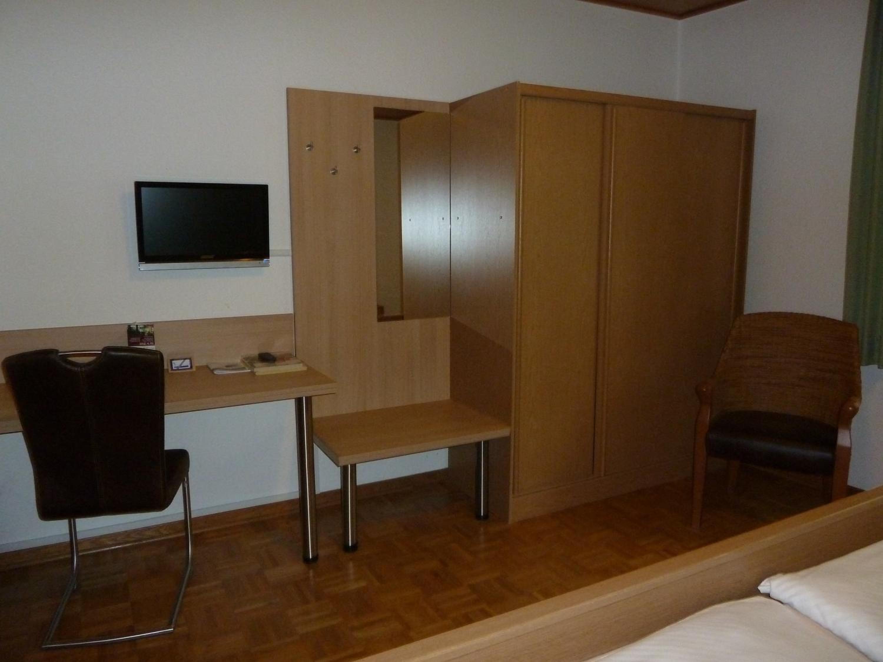 Double Room - Photo 4
