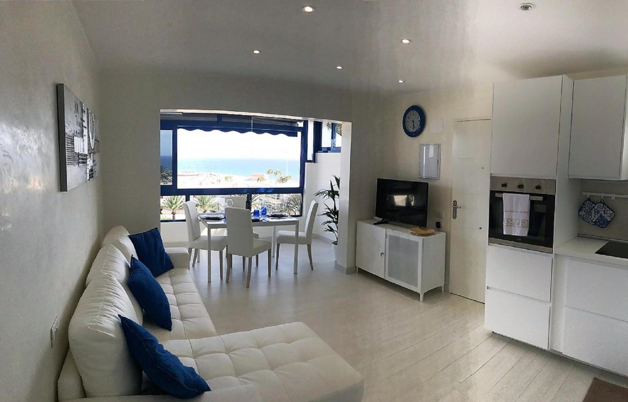 Apartment with Sea View photo 3