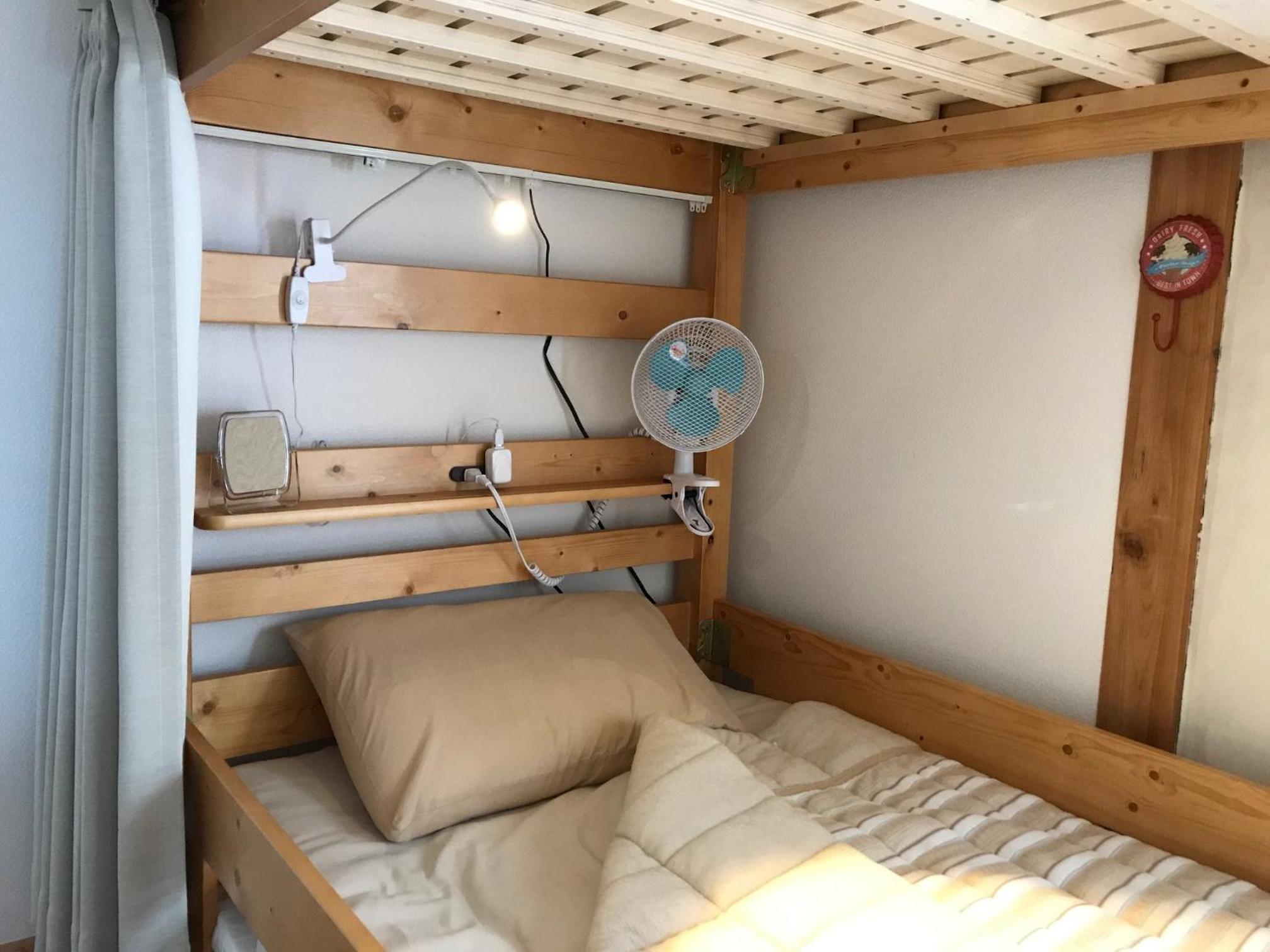 Bunk Bed in Female Dormitory Room   photo 3