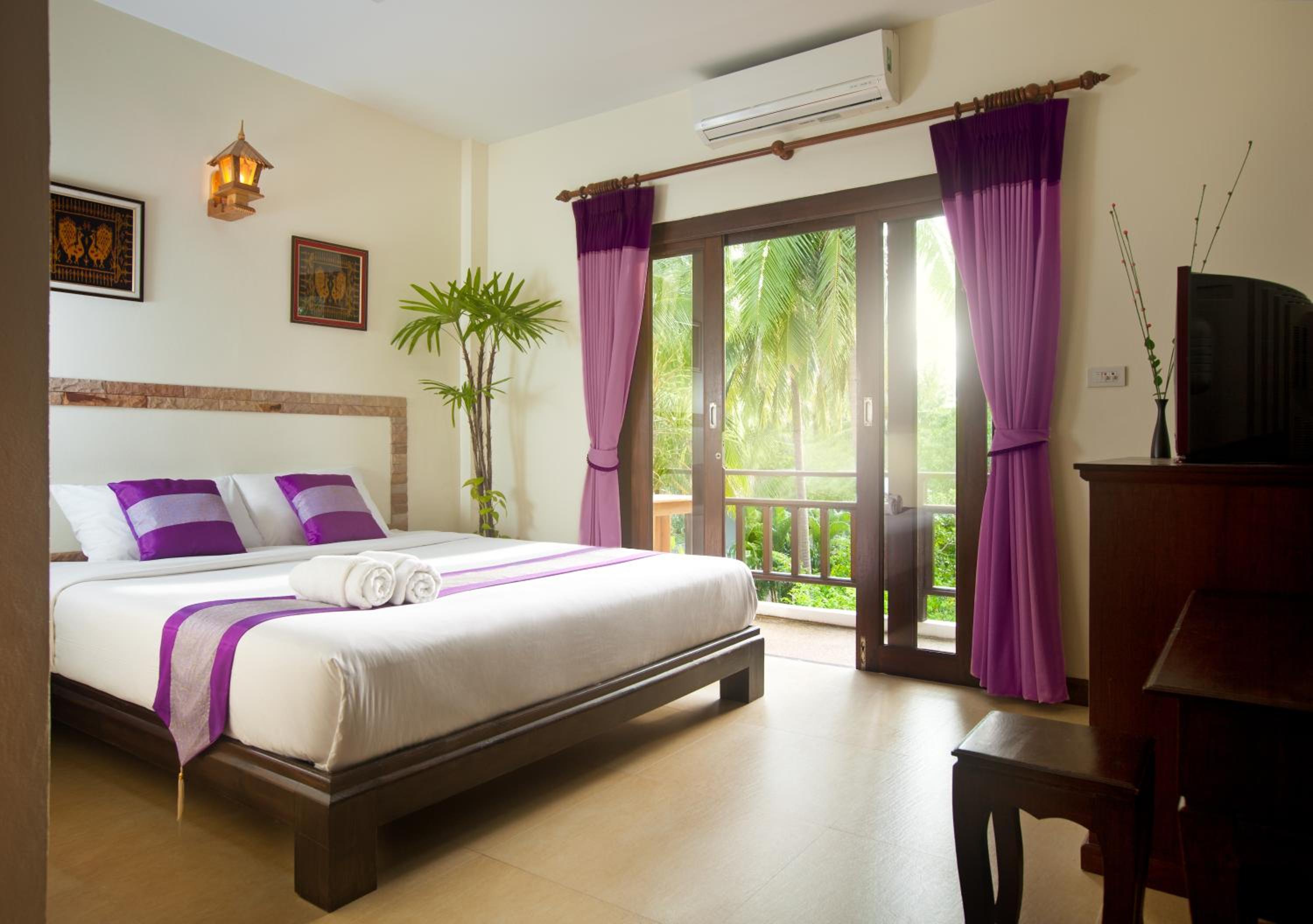Deluxe Double Room with Balcony and Sea View photo 3
