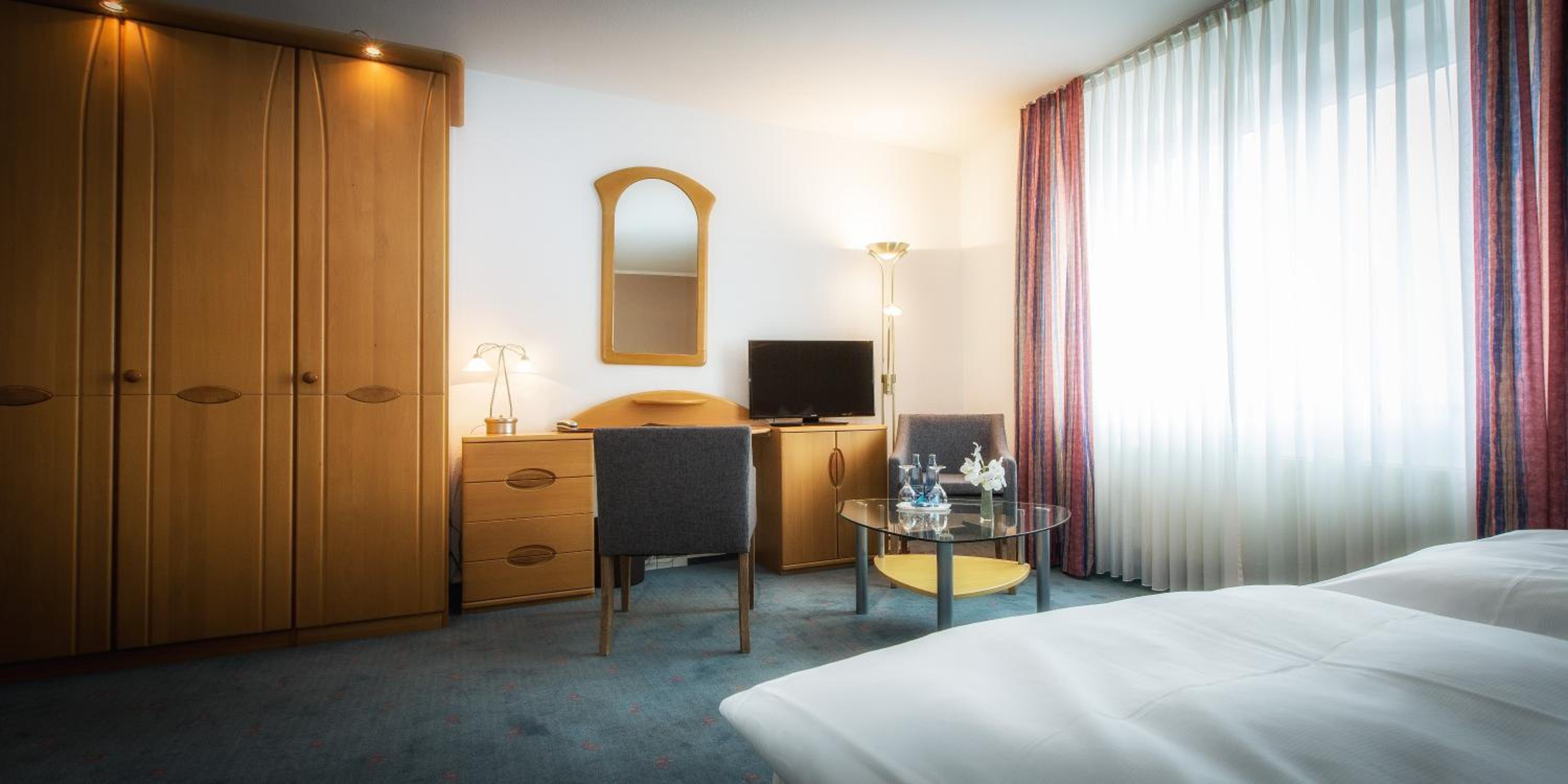 Double Room - Photo 6