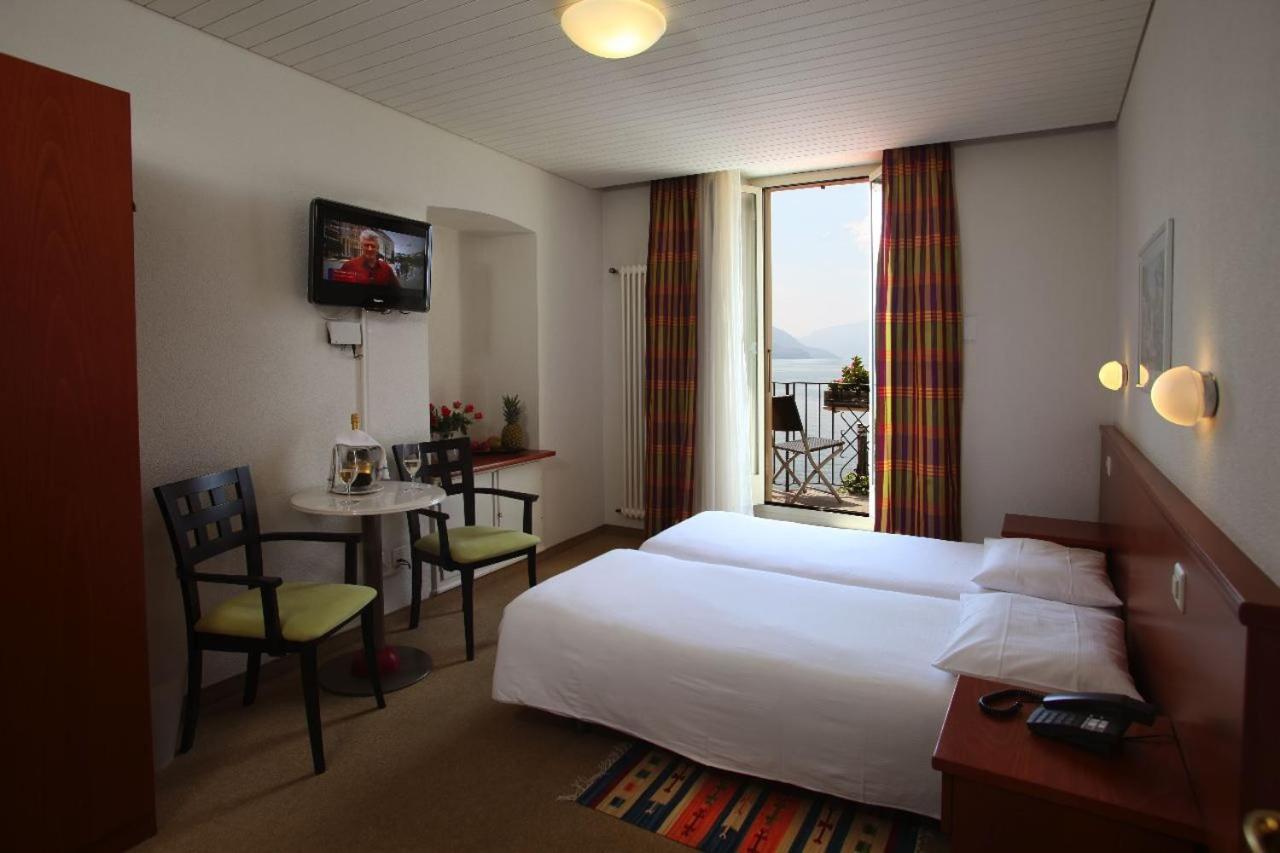 Twin Room with Balcony and Lake View
