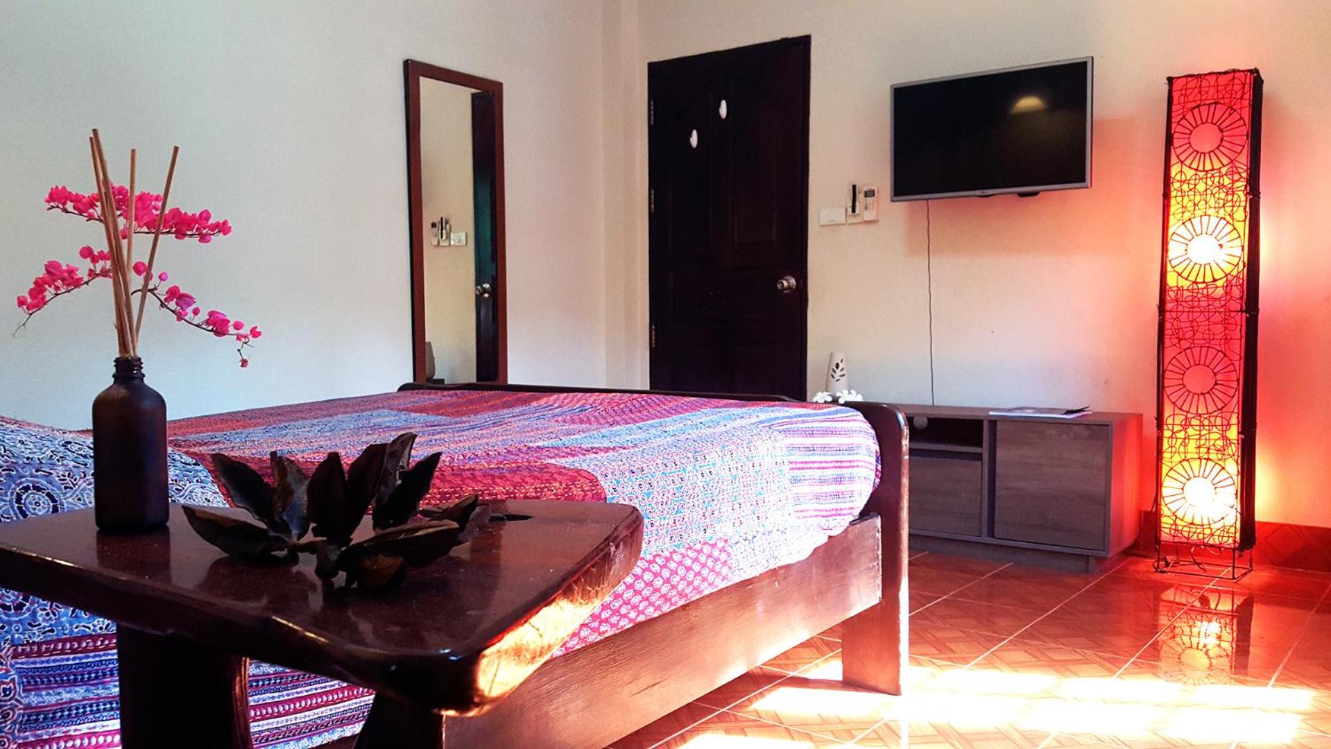 Deluxe King Room photo 3