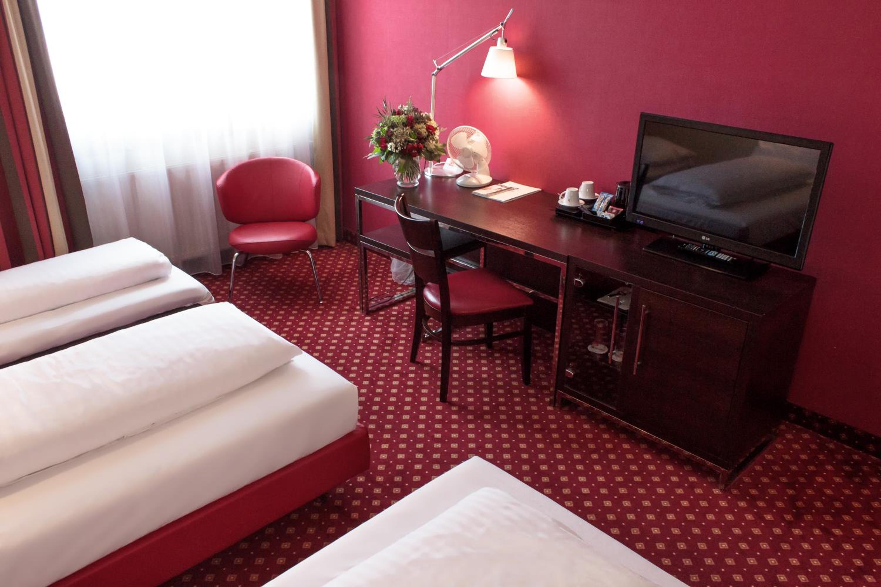 Triple Room - Photo 7
