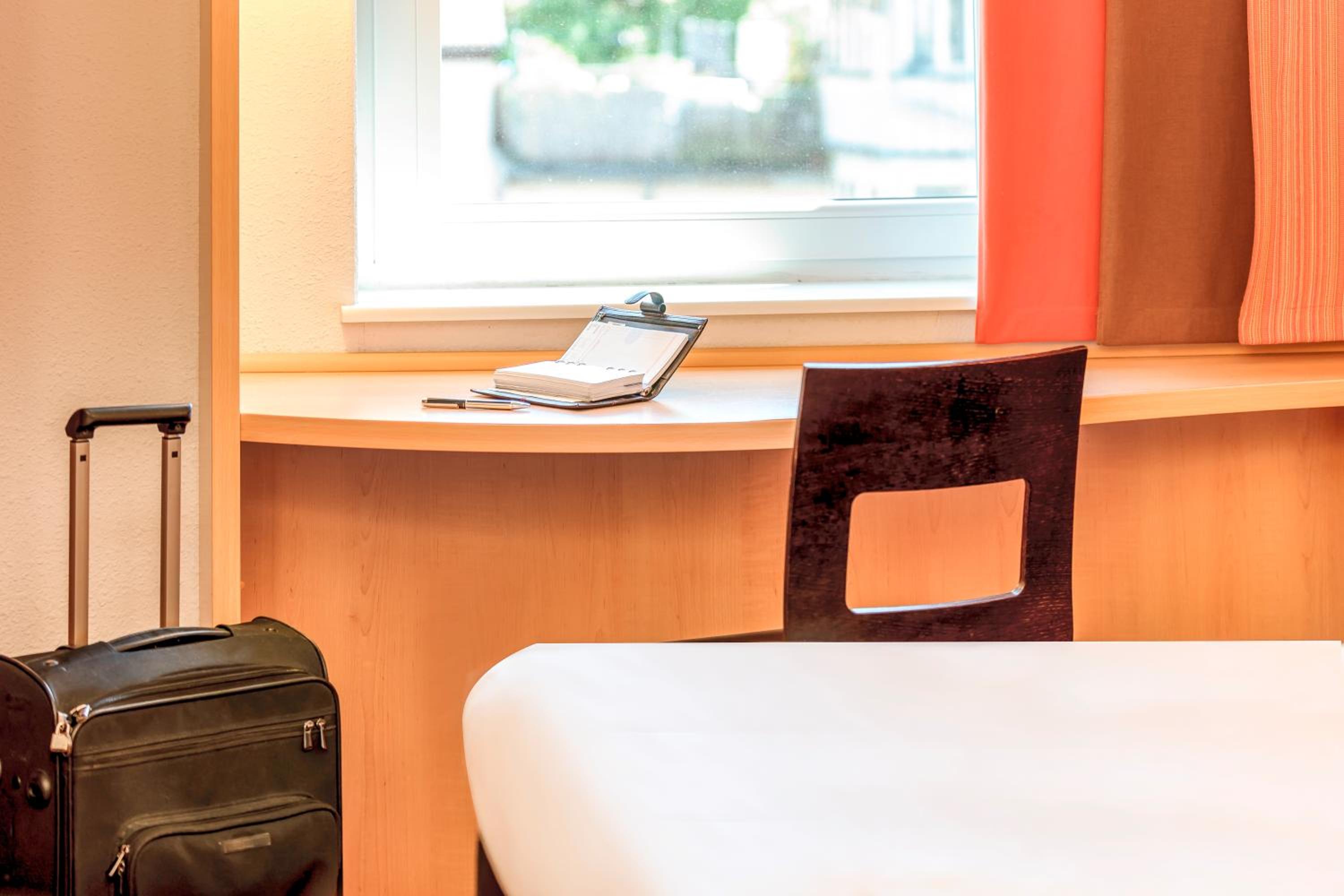 Standard Double Room - Photo 2