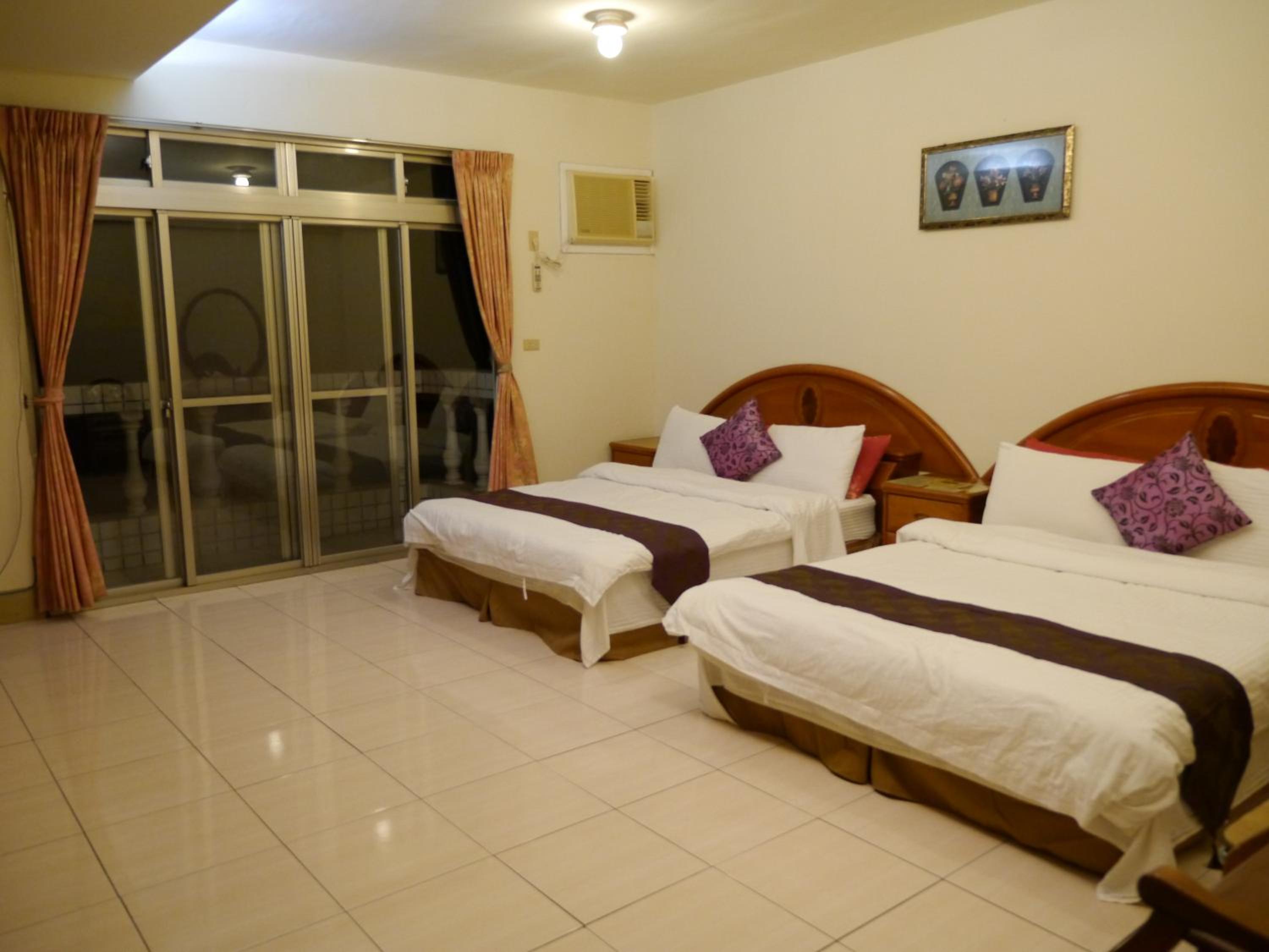 Quadruple Room with Mountain View