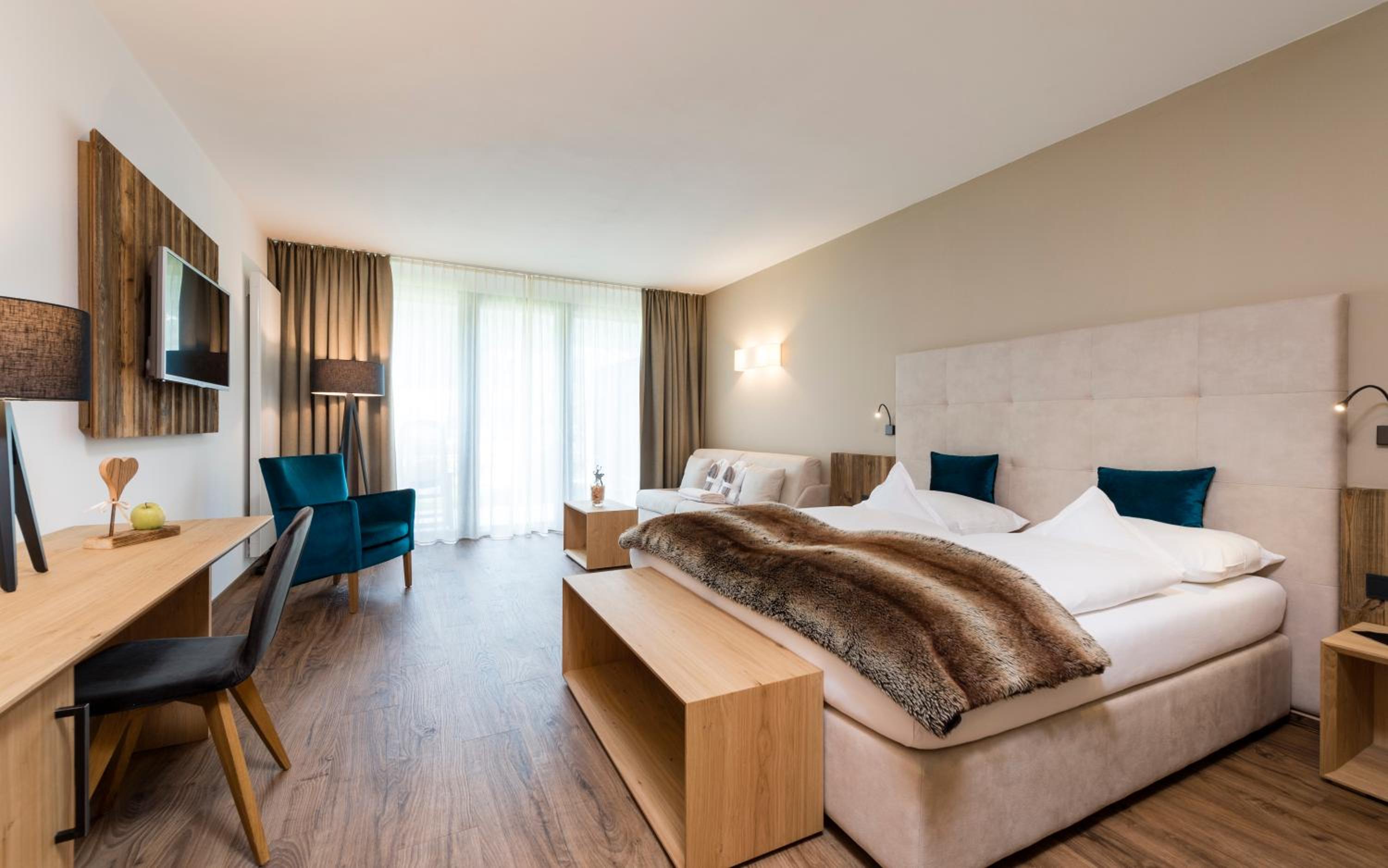 Suite with Mountain View