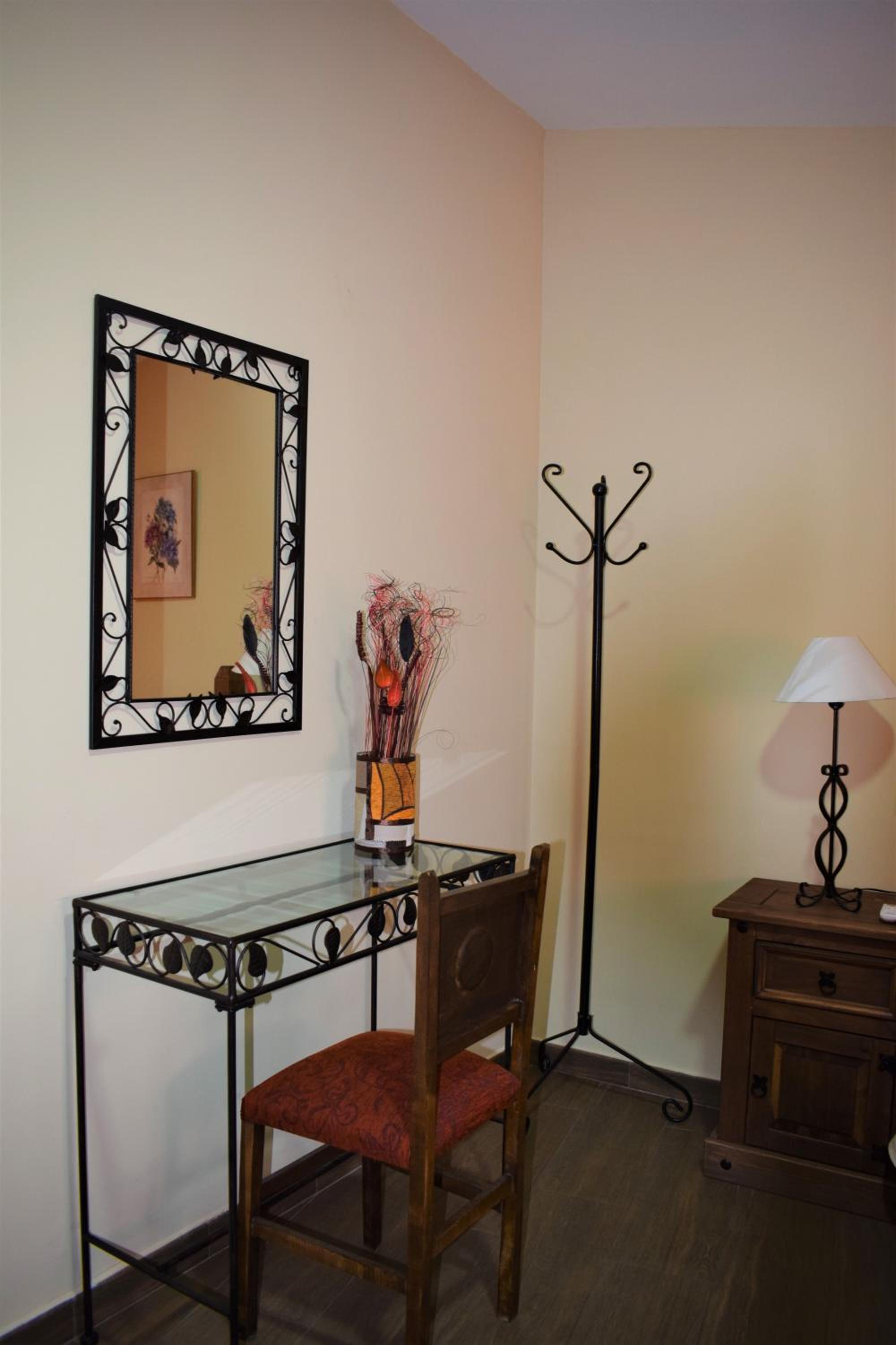Deluxe Double Room with Shower photo 2