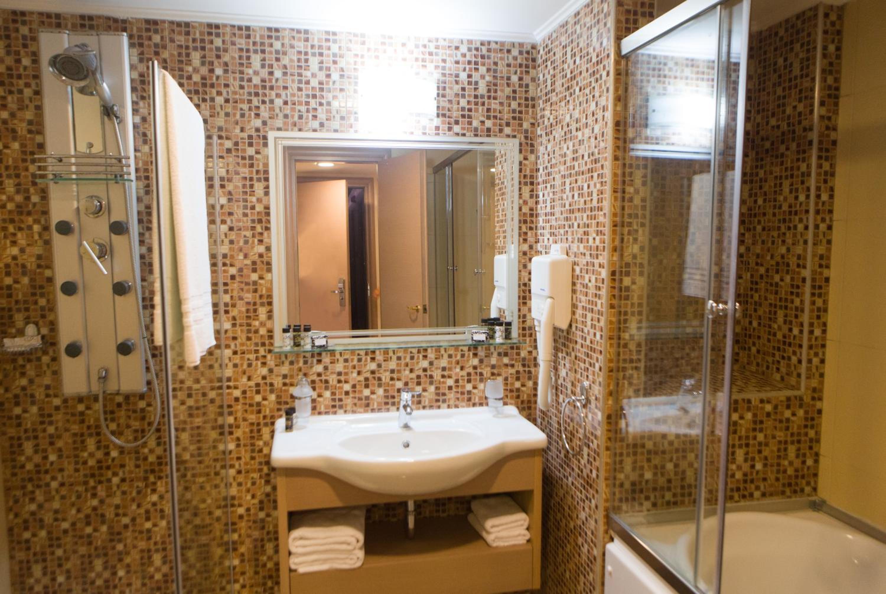 Double or Twin Room photo 2