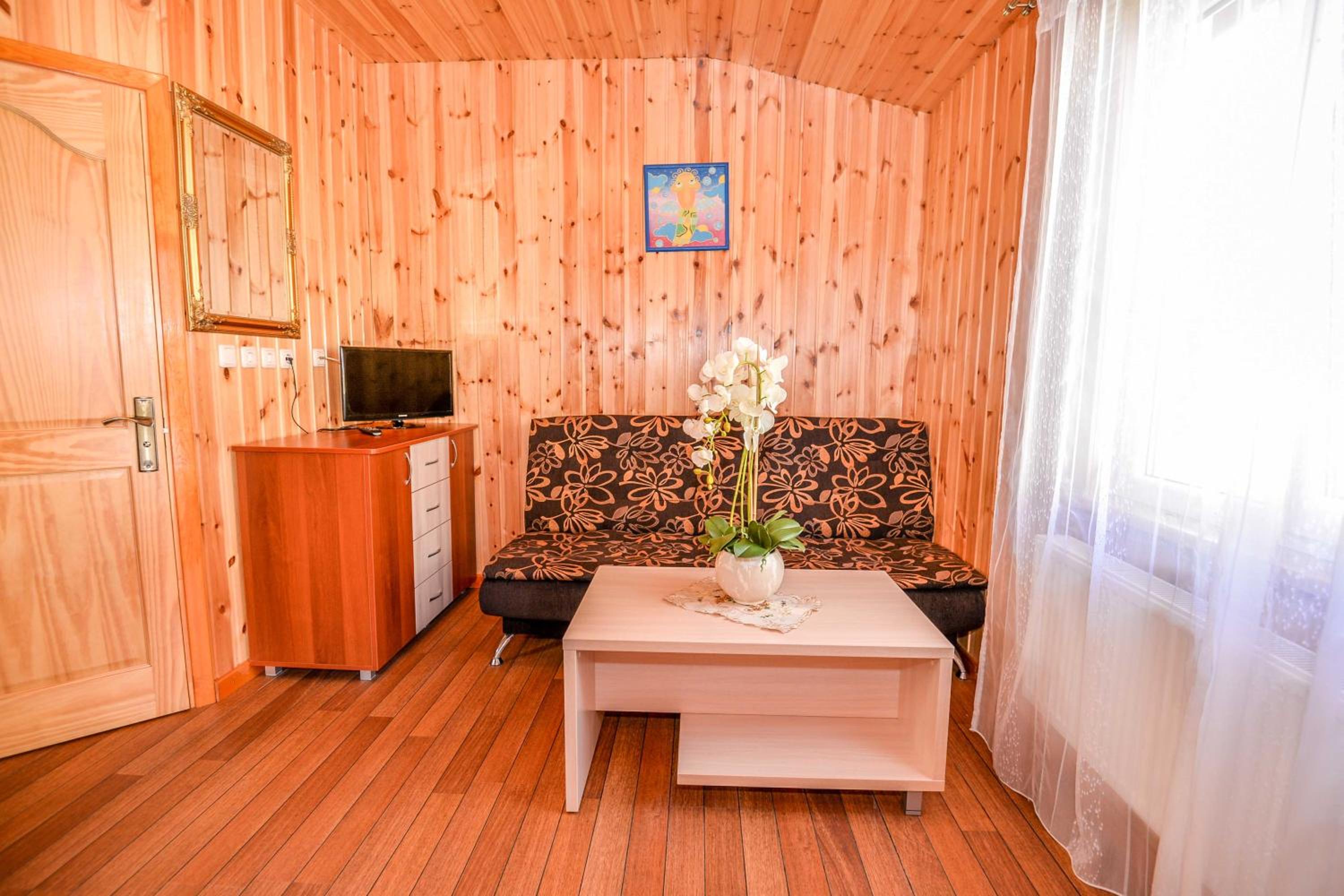 Two-Bedroom Chalet - Photo 6