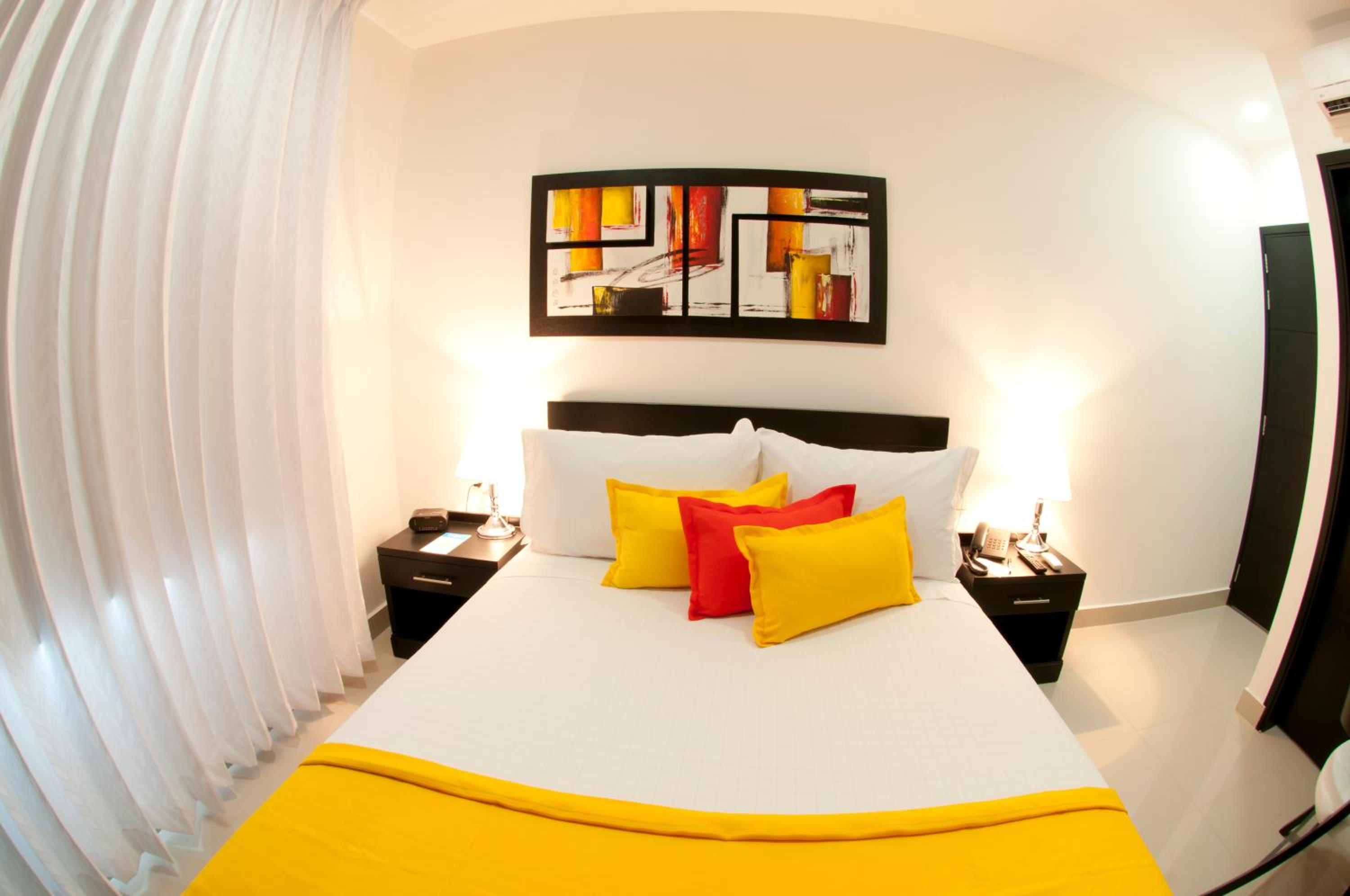 Standard Double or Twin Room photo 3