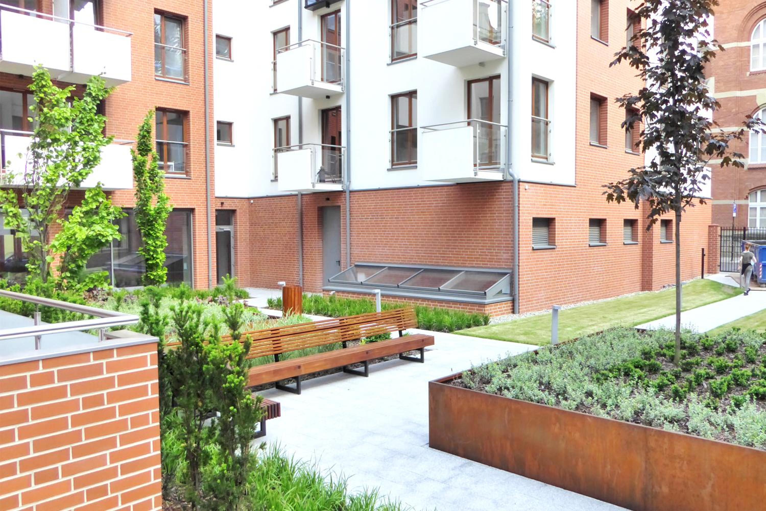 Apartment with Terrace - Photo 30