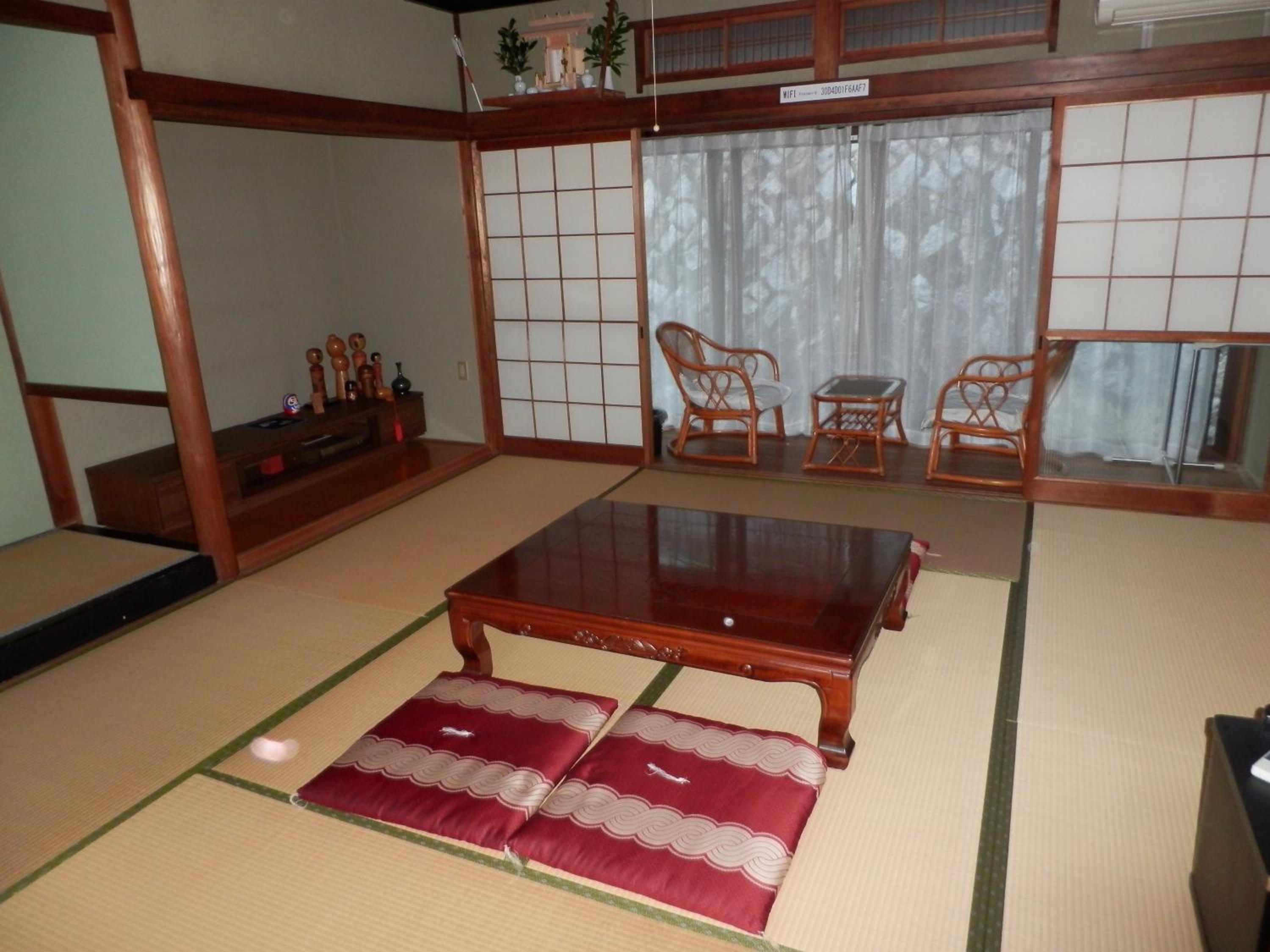 Standard Family Room - Photo 5